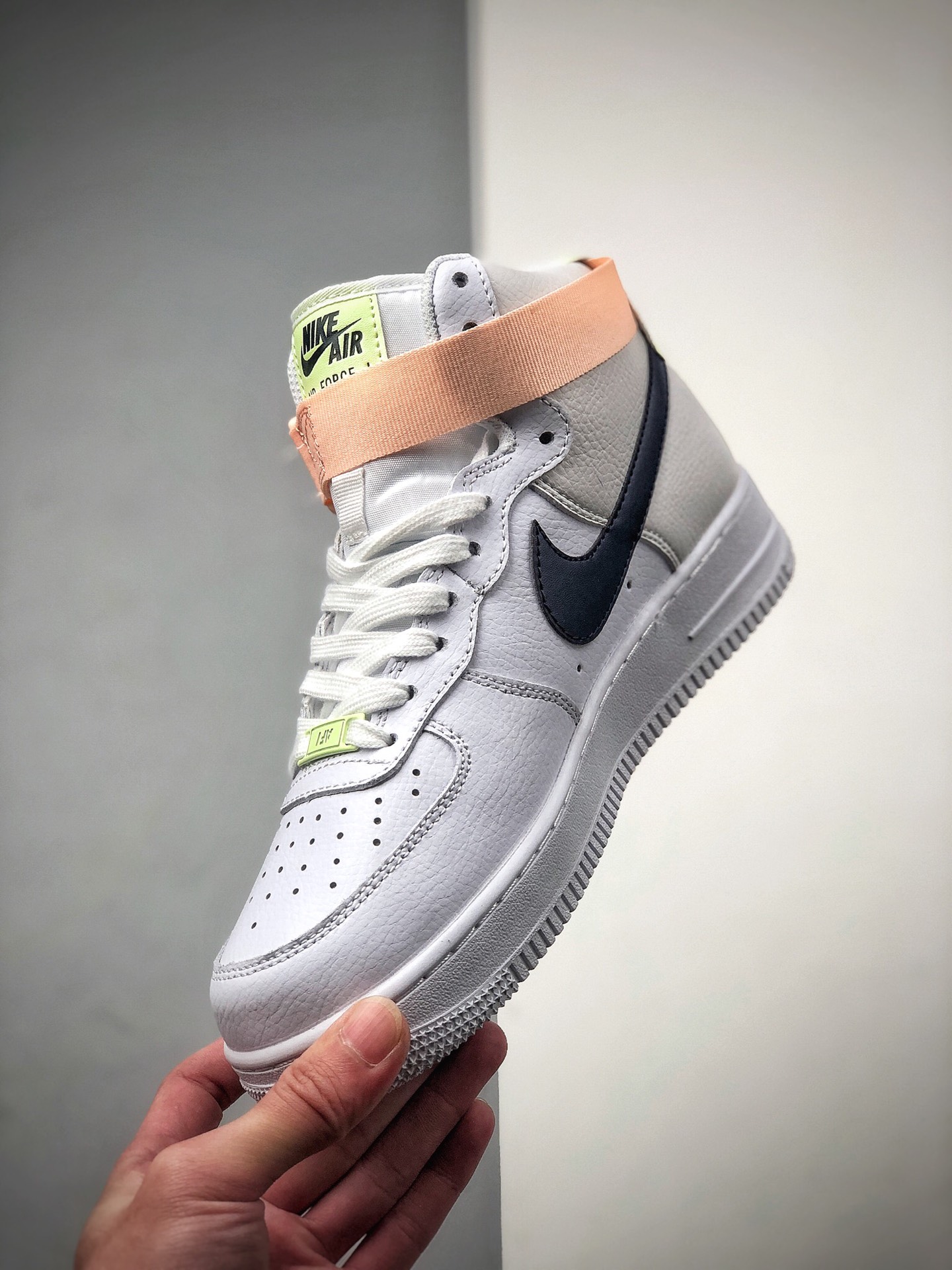 220 NIKE FORCE空军一号运动休闲板鞋  334031-117