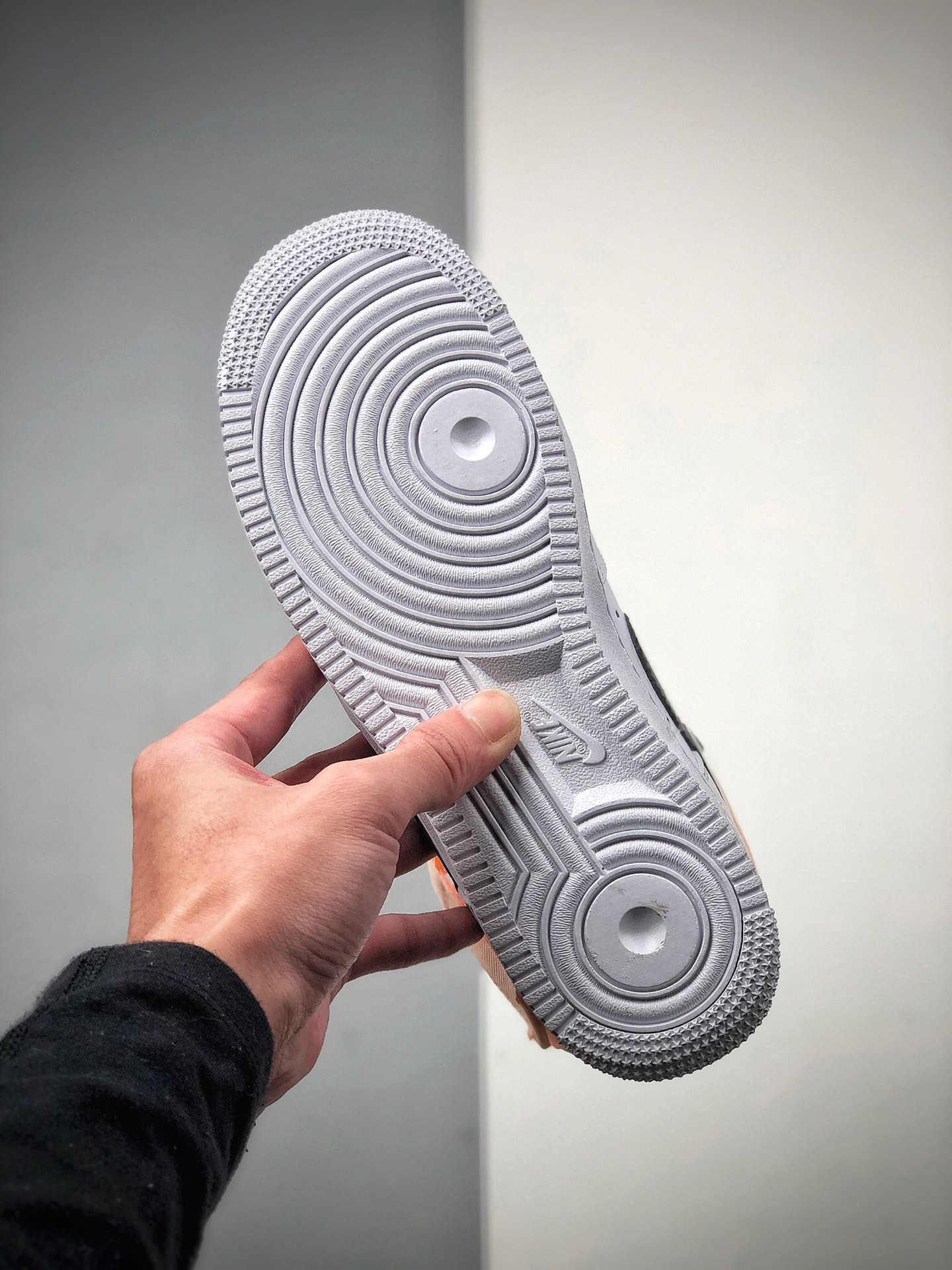 220 NIKE FORCE空军一号运动休闲板鞋  334031-117