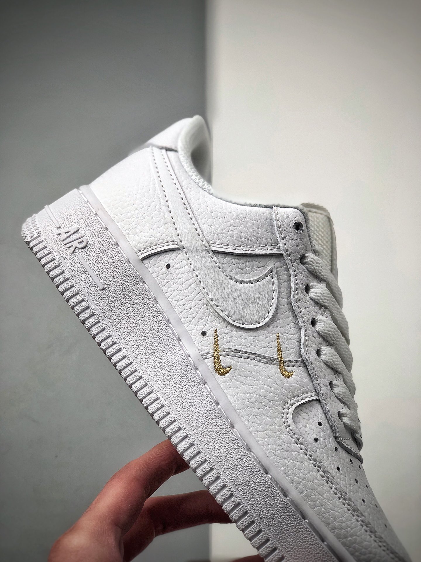 200 NIKE FORCE空军一号运动休闲板鞋  CT1989-100