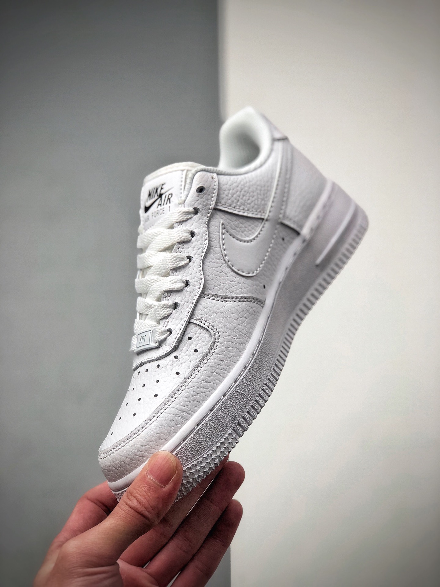 200 NIKE FORCE空军一号运动休闲板鞋  CT1989-100