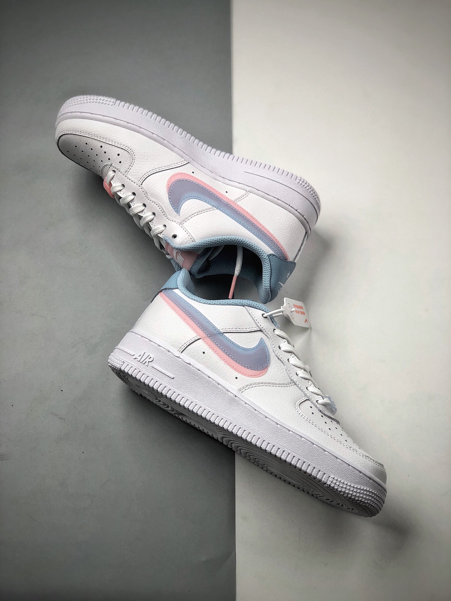 200 NIKE FORCE空军一号运动休闲板鞋 CW1574-100