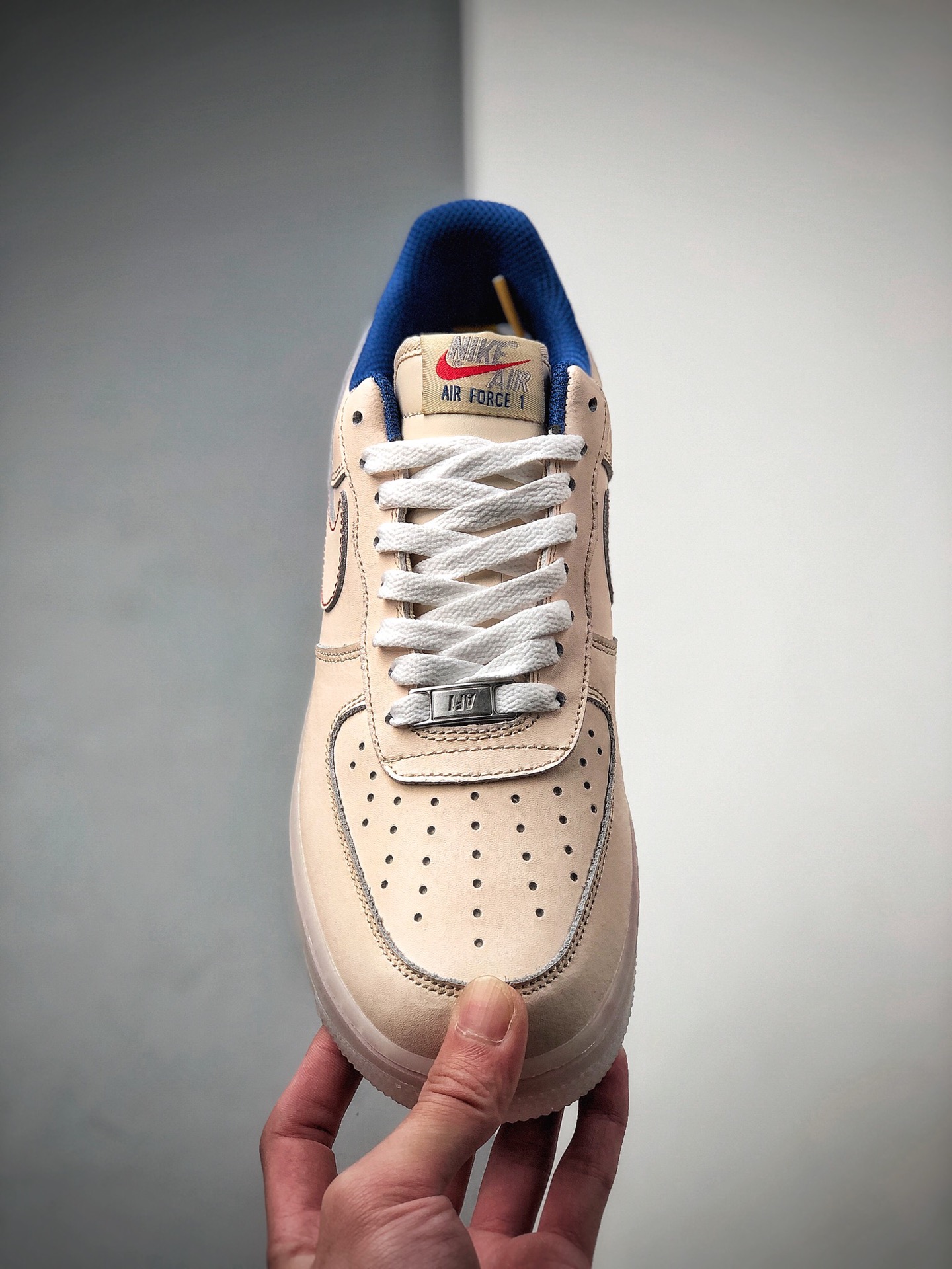200 NIKE FORCE空军一号运动休闲板鞋 DH0928-800