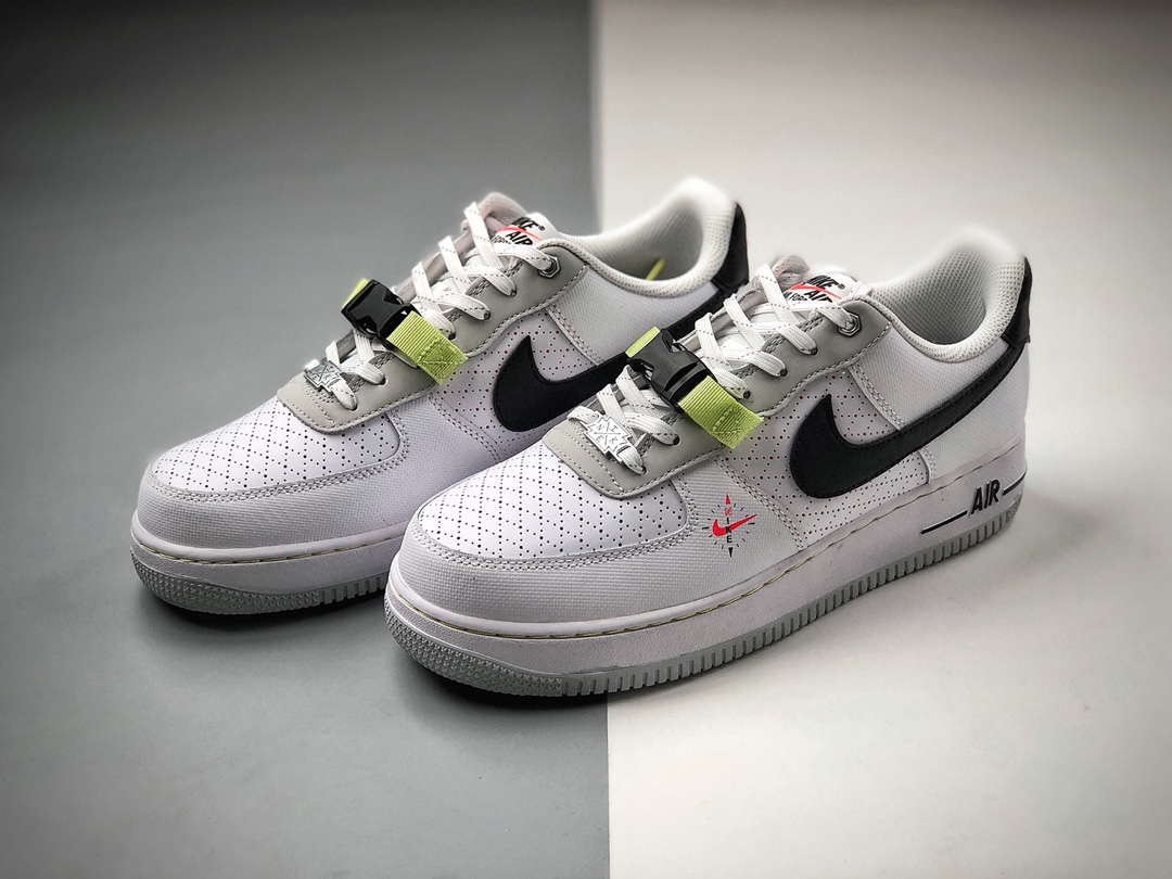 180 NIKE FORCE空军一号运动休闲板鞋  DC2532-100