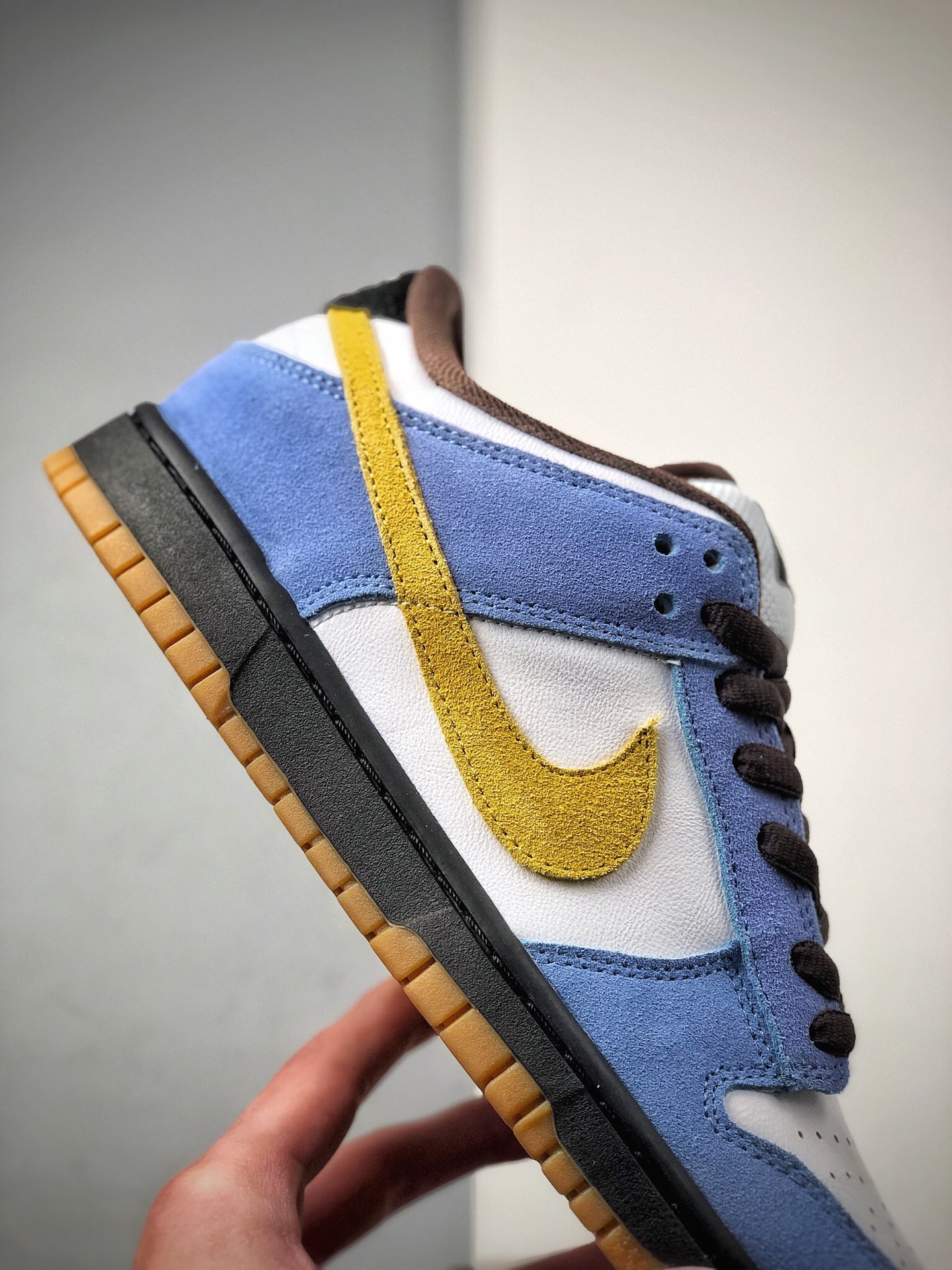 260  NIKE DUNK SB LOW PRO SB HOMER 辛普森Dunk SB顾名思义 304292-173