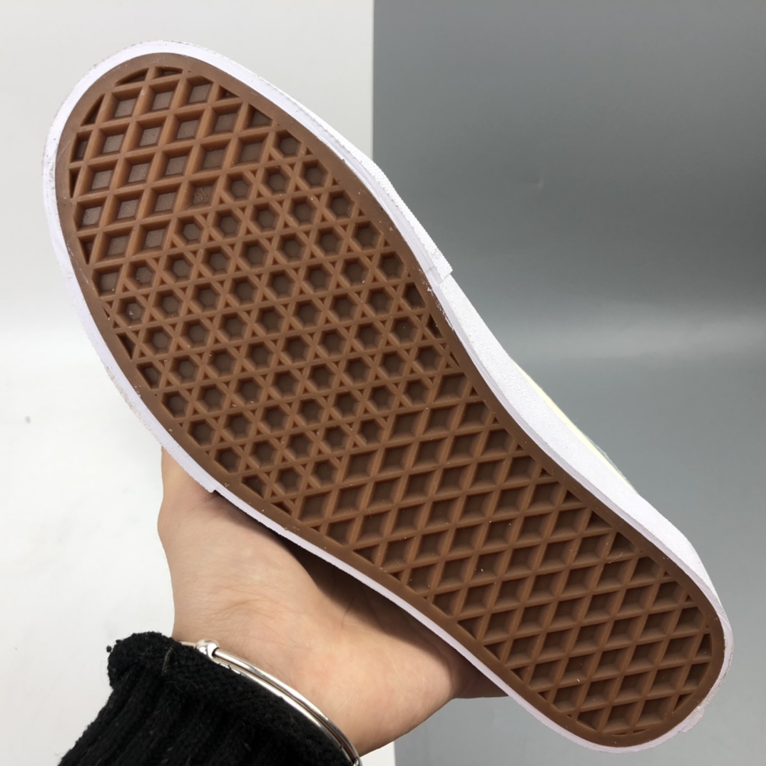 130 Vans Old Skool 反毛皮帆布低帮系带休闲复古运动鞋 VN0A3DZ3VTB