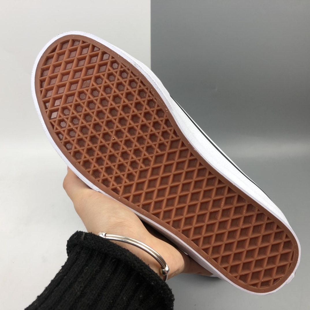 160 Vans Sk8-Hi Zip 联名款烟灰色经典拉链复古高帮休闲板鞋 VN0A32R3Q7S