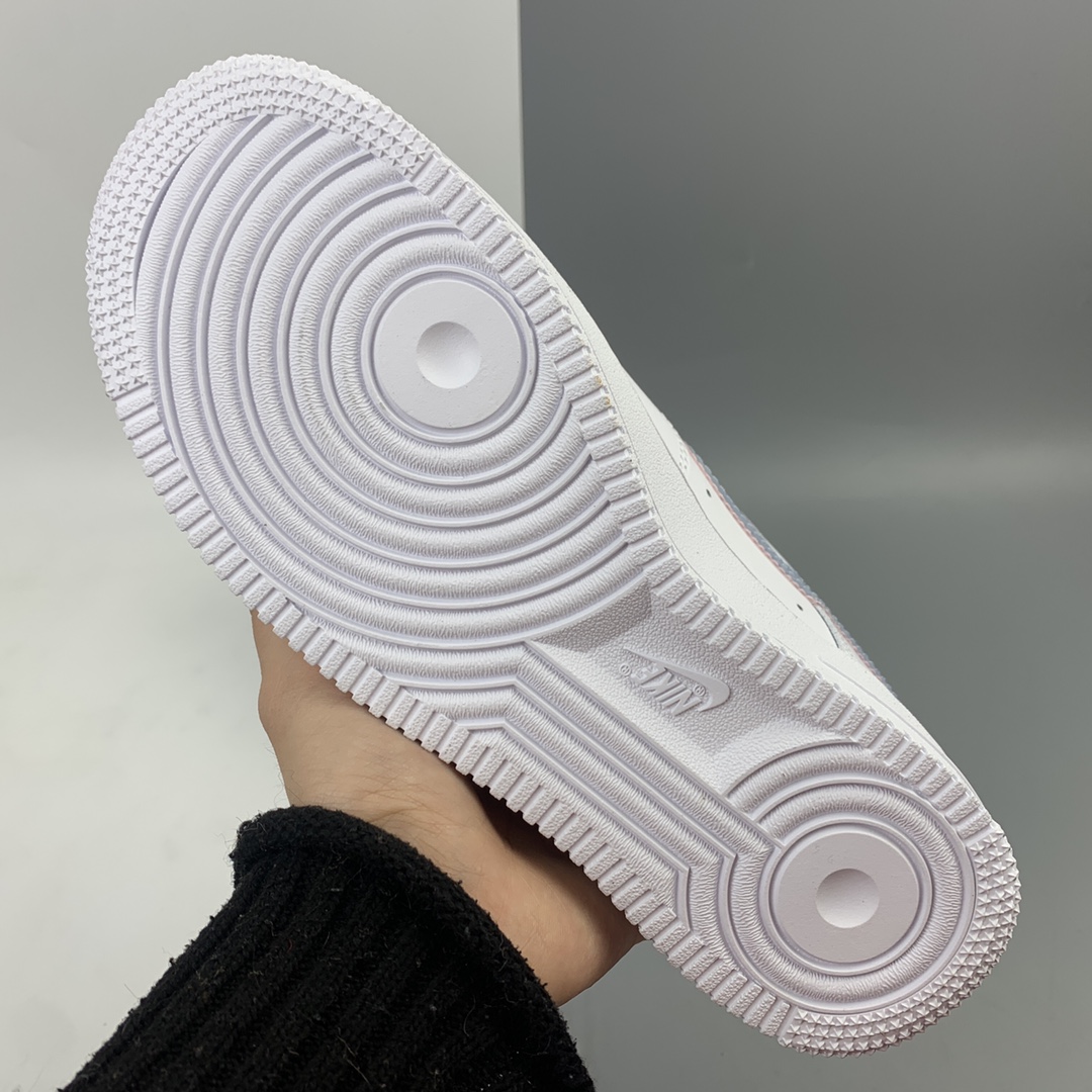 200 Nk Air Force 1 Low 空军一号低帮百搭休闲运动板鞋 白蓝粉 双勾 CW1574-100