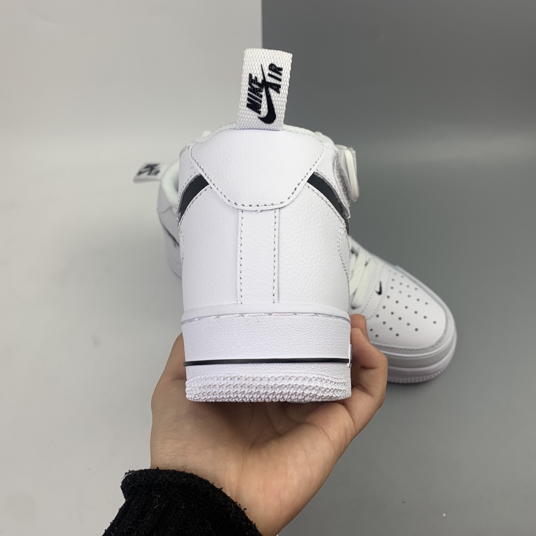 240 Nk Air Force 1 Mid Premium“Shadow grey” 空军一号全白配色侧面Logo3M反光中帮板鞋 CV3039-108
