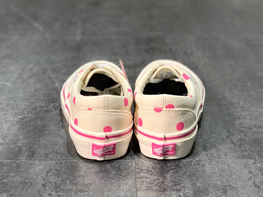 150 Vans Authentic x CDG Girl小清新联名系列