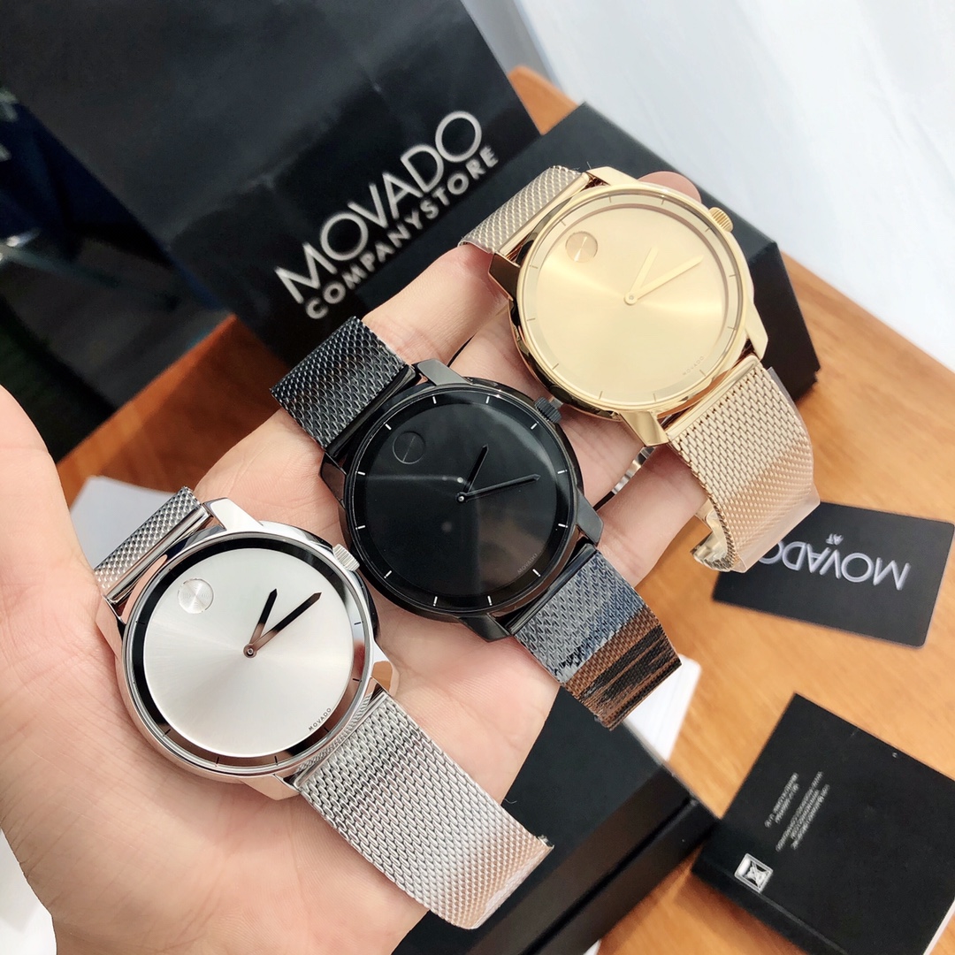 Часы Movado