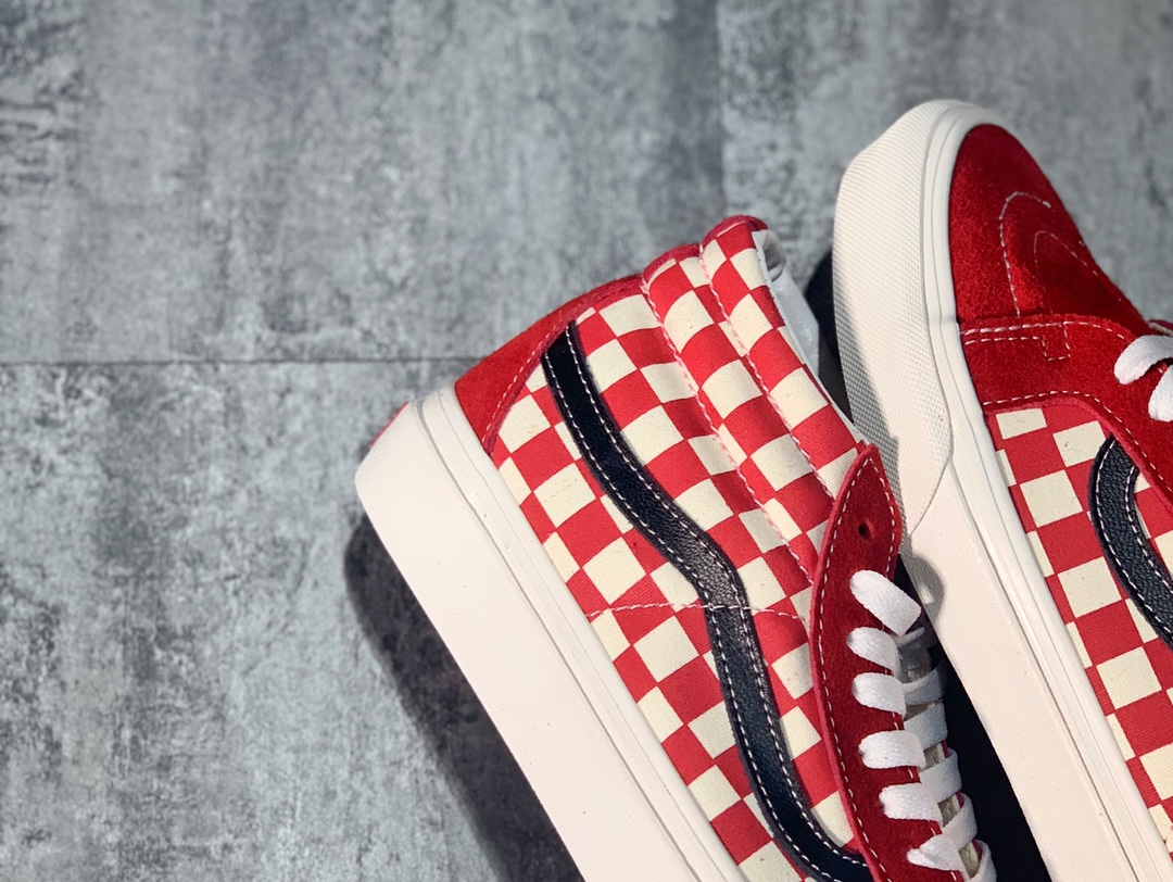 160 Vans SK8-Mid 酒红中帮棋盘格硫化板鞋
