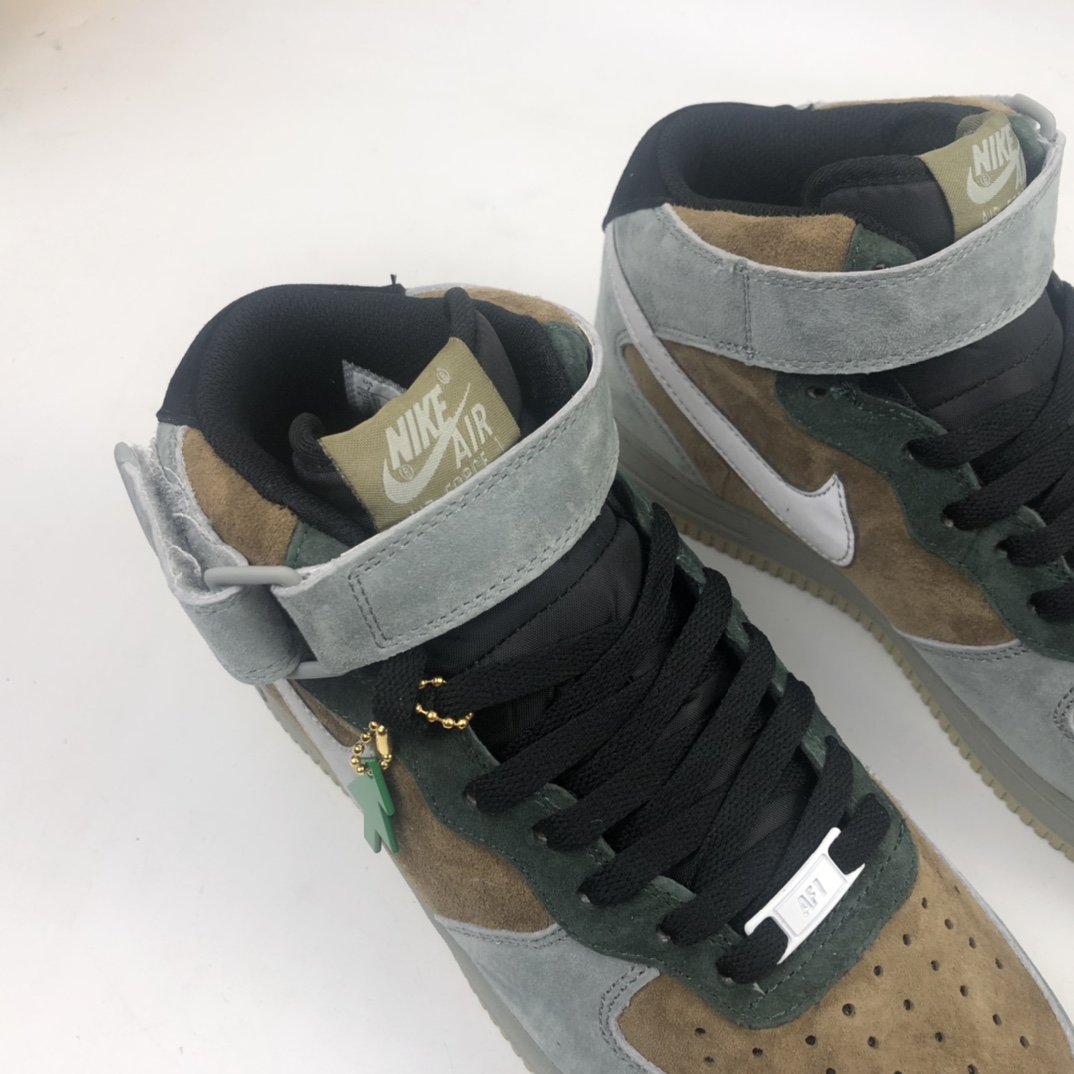 260 Nk Air Force 1 “Christmas”空军一号“圣诞节”主题高帮休闲板鞋 CQ5059-103