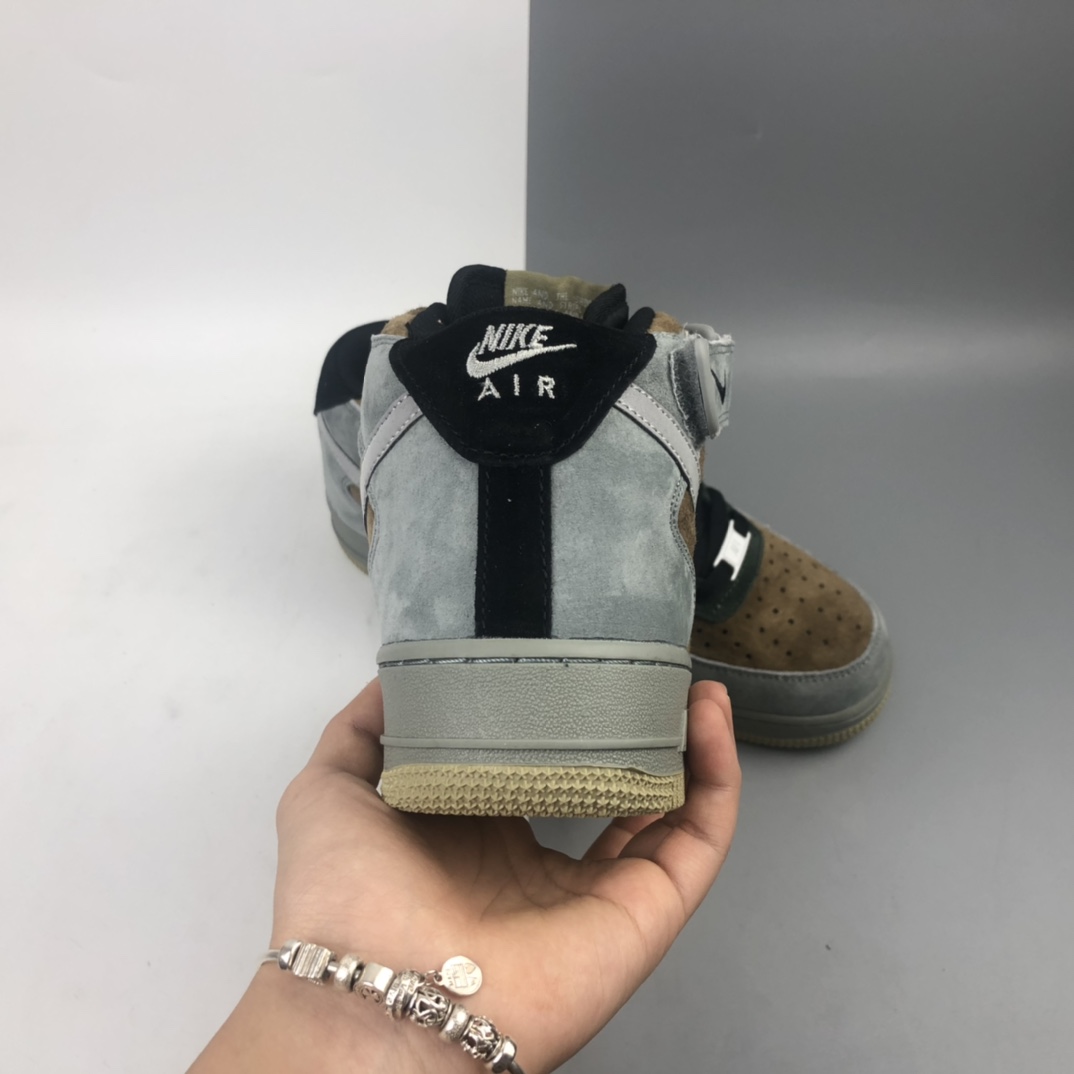 260 Nk Air Force 1 “Christmas”空军一号“圣诞节”主题高帮休闲板鞋 CQ5059-103