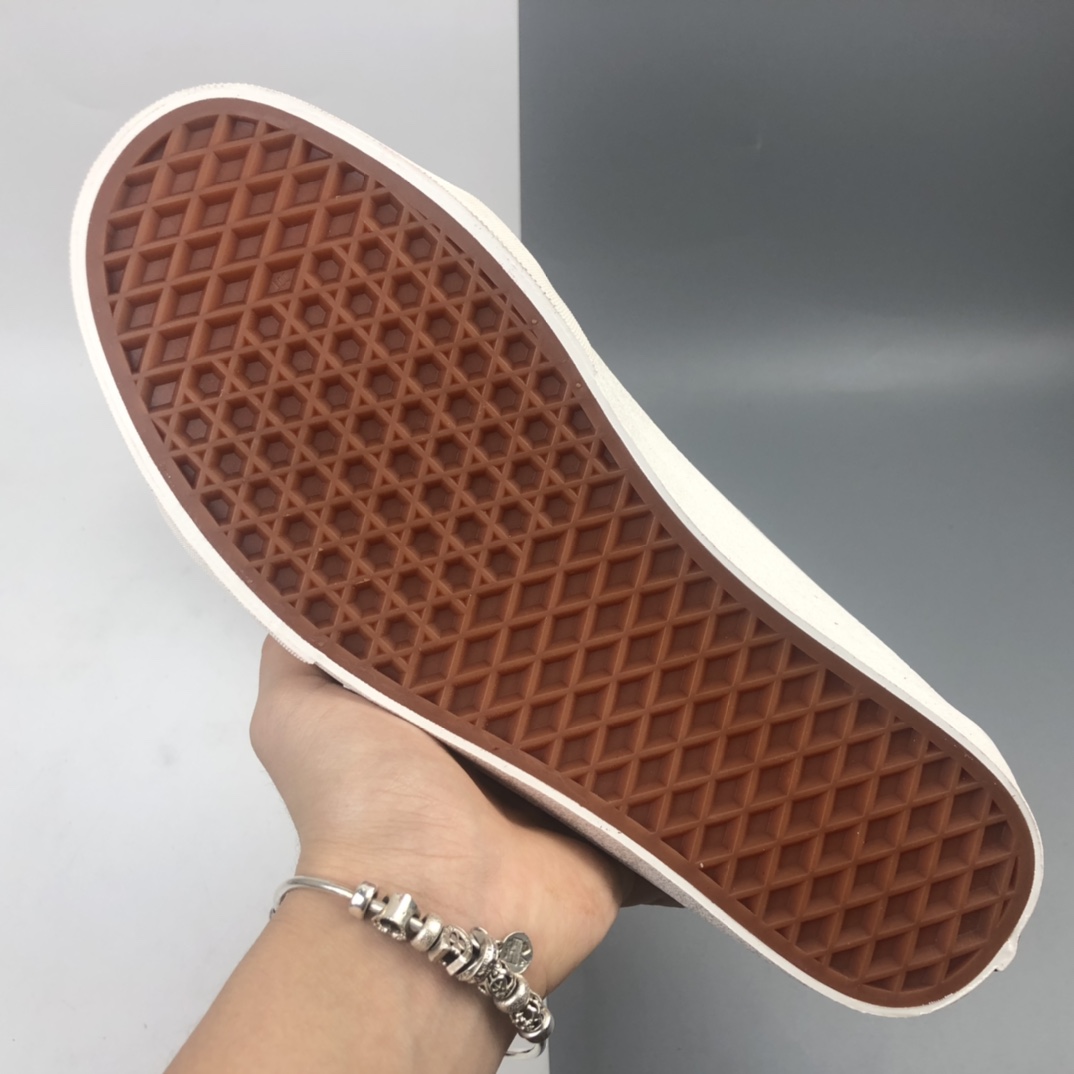 160 Vans Sk8-Mid 经典格子中帮休闲板鞋 VN0A3MV6XPG