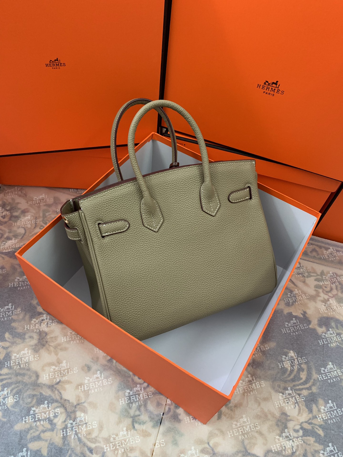 Hermès TOGOシリーズ 輝く色合いの愛馬仕アルデンテ女包