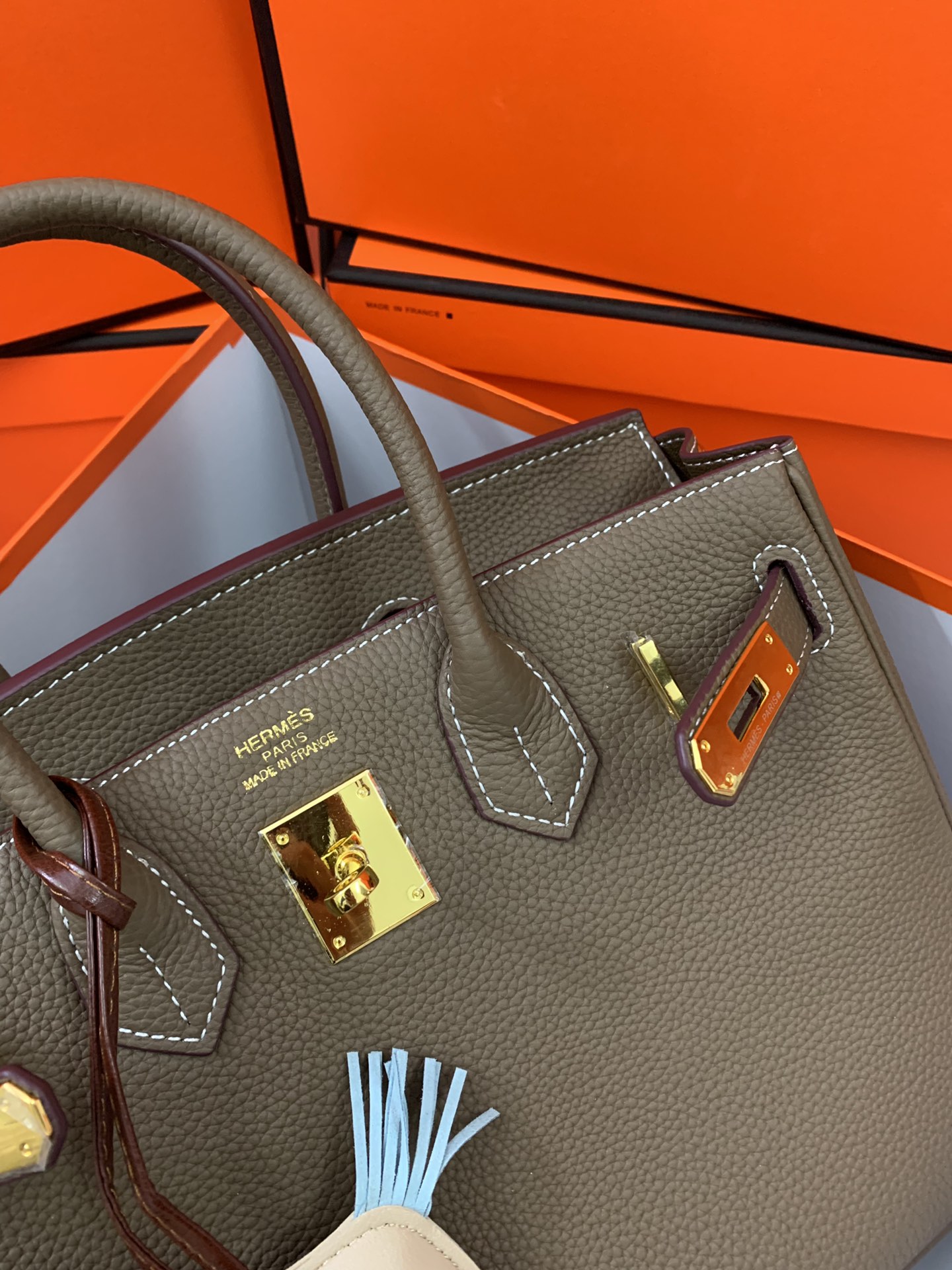 Hermès TOGOシリーズ 颗粒感豊かな愛馬仕铂金拼色女包