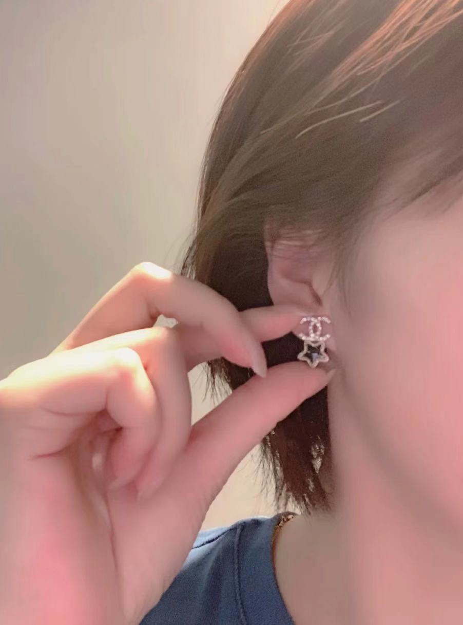 Moncler Haute Couture Haute Joaillerie Fine Jewelry Earrings Necklace 7