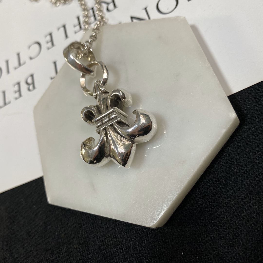 Chrome Hearts 新款 克罗心項链 - 個性的なデザインと高品質