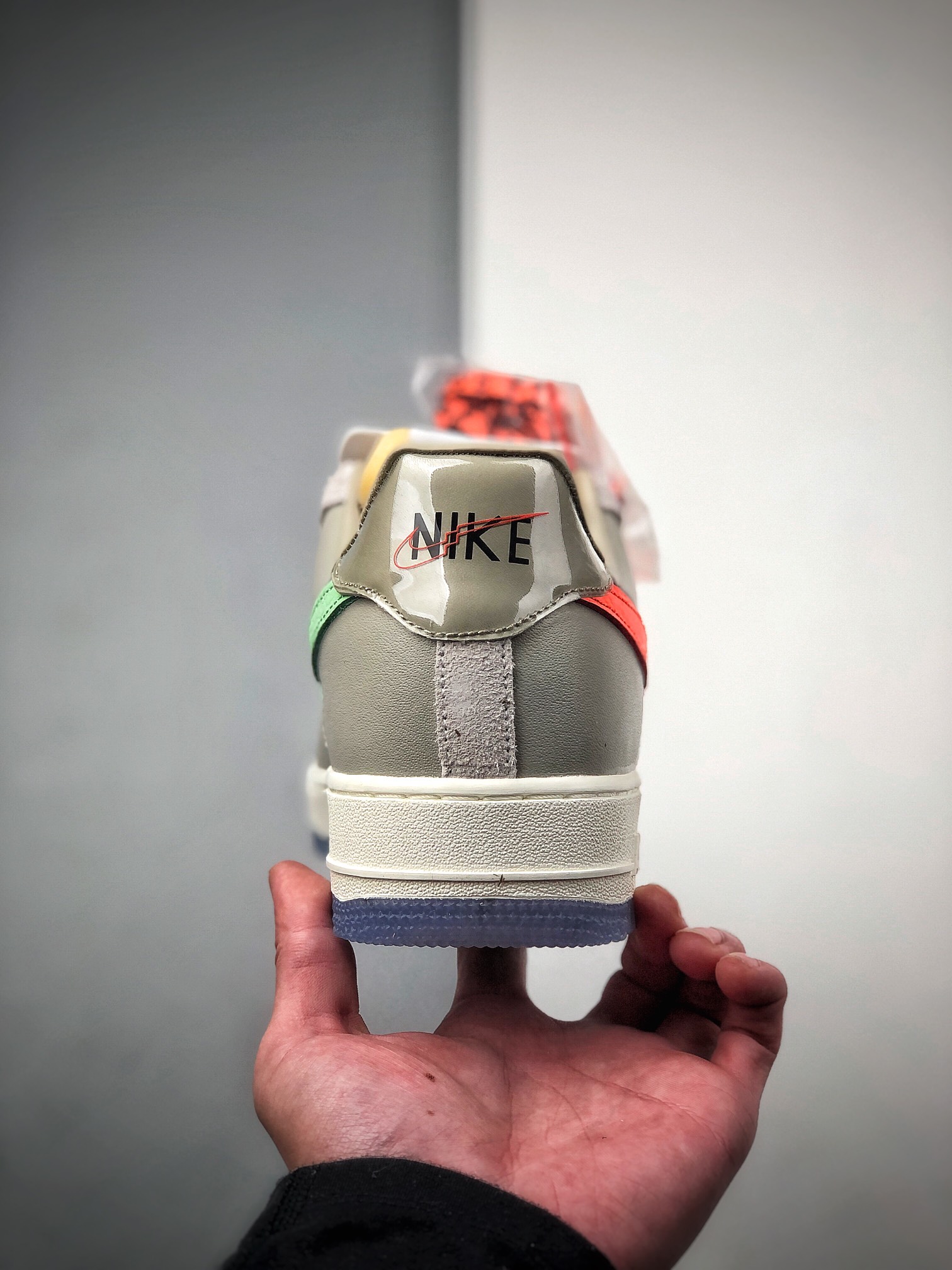 220 NIKE FORCE空军一号运动休闲板鞋  CT3824-001