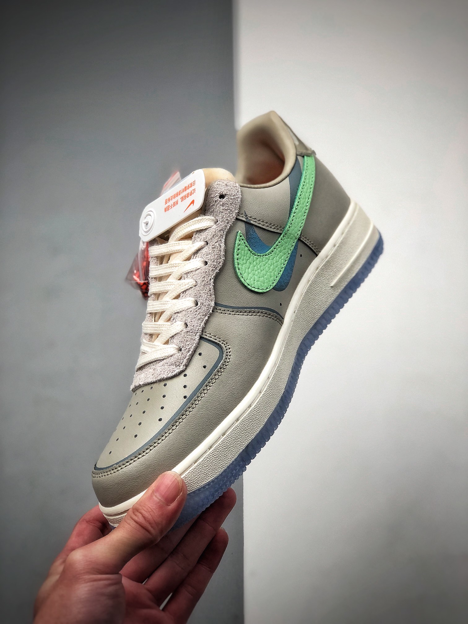 220 NIKE FORCE空军一号运动休闲板鞋  CT3824-001
