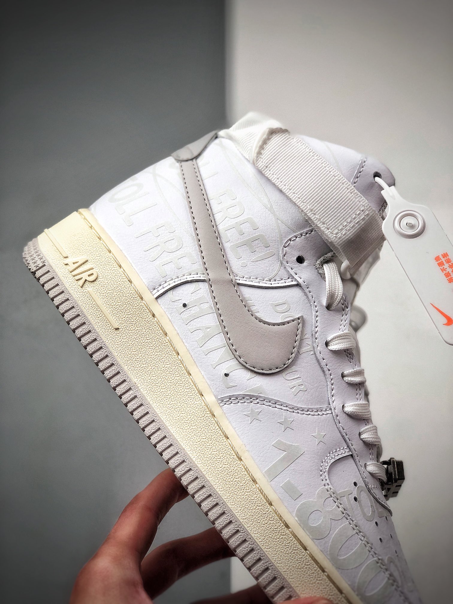 220 NIKE FORCE空军一号运动休闲板鞋  CU1414-100
