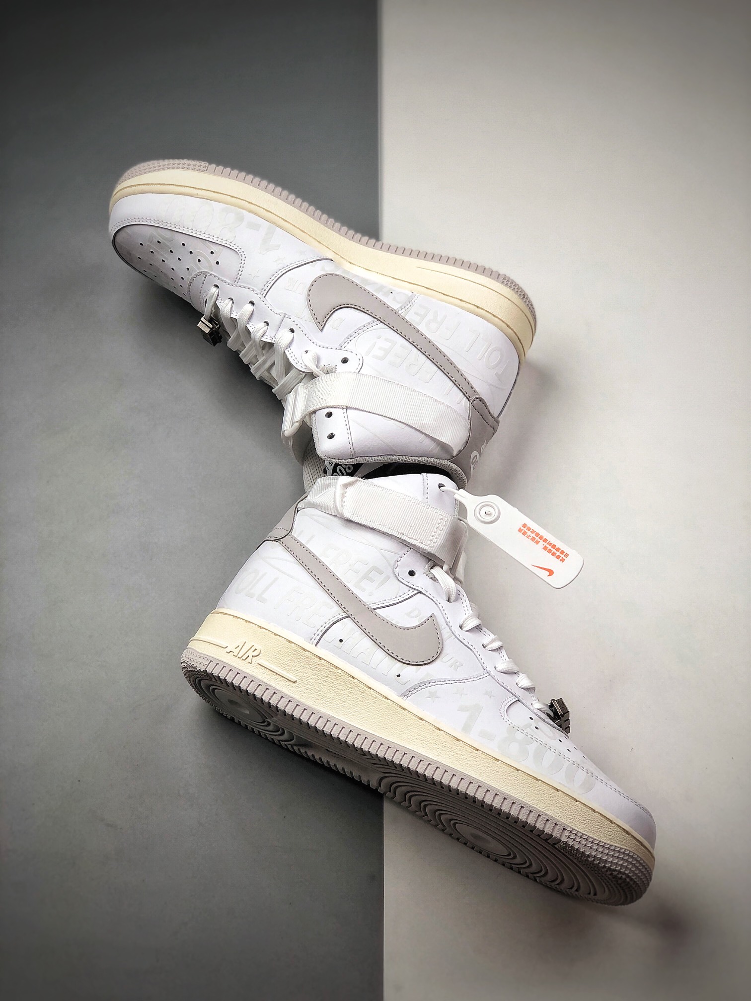 220 NIKE FORCE空军一号运动休闲板鞋  CU1414-100