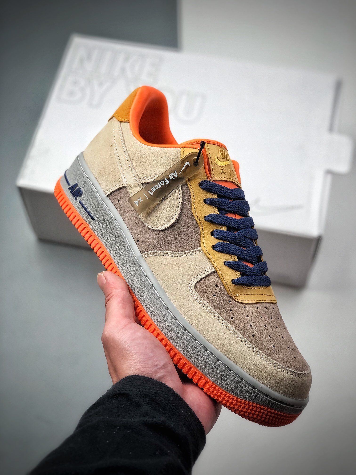 200 NIKE FORCE空军一号运动休闲板鞋  DD7209-105