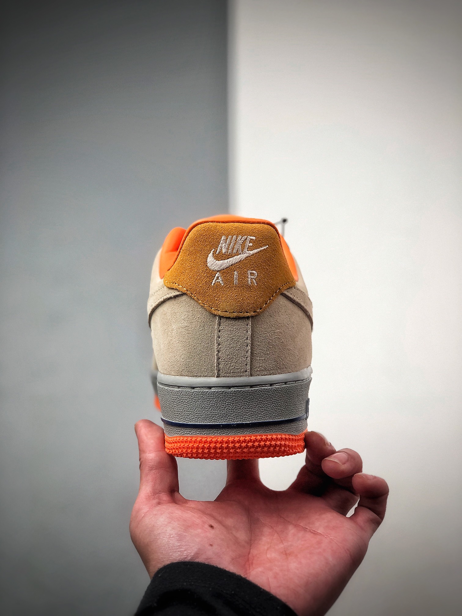 200 NIKE FORCE空军一号运动休闲板鞋  DD7209-105
