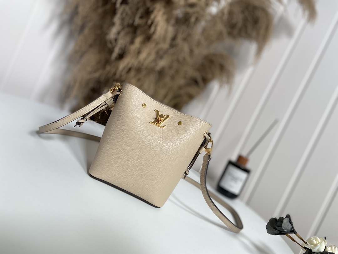 Louis Vuitton Handbags Bucket Bags Calfskin Cowhide Mini M68709