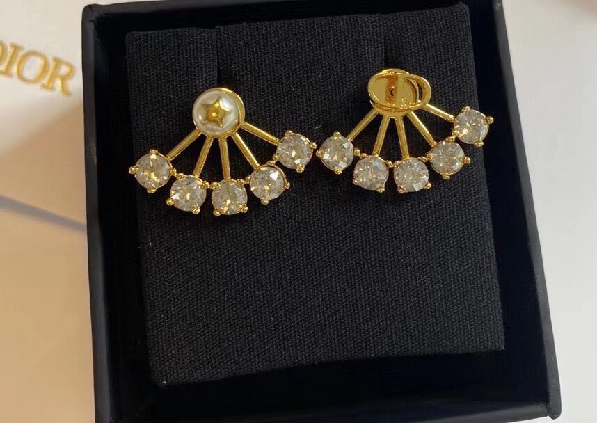 N.º DED0139 ❤️Dior Pendientes de perla CD con siete diamantes de imitación, nuevo producto de boutique, tan bonitos que…