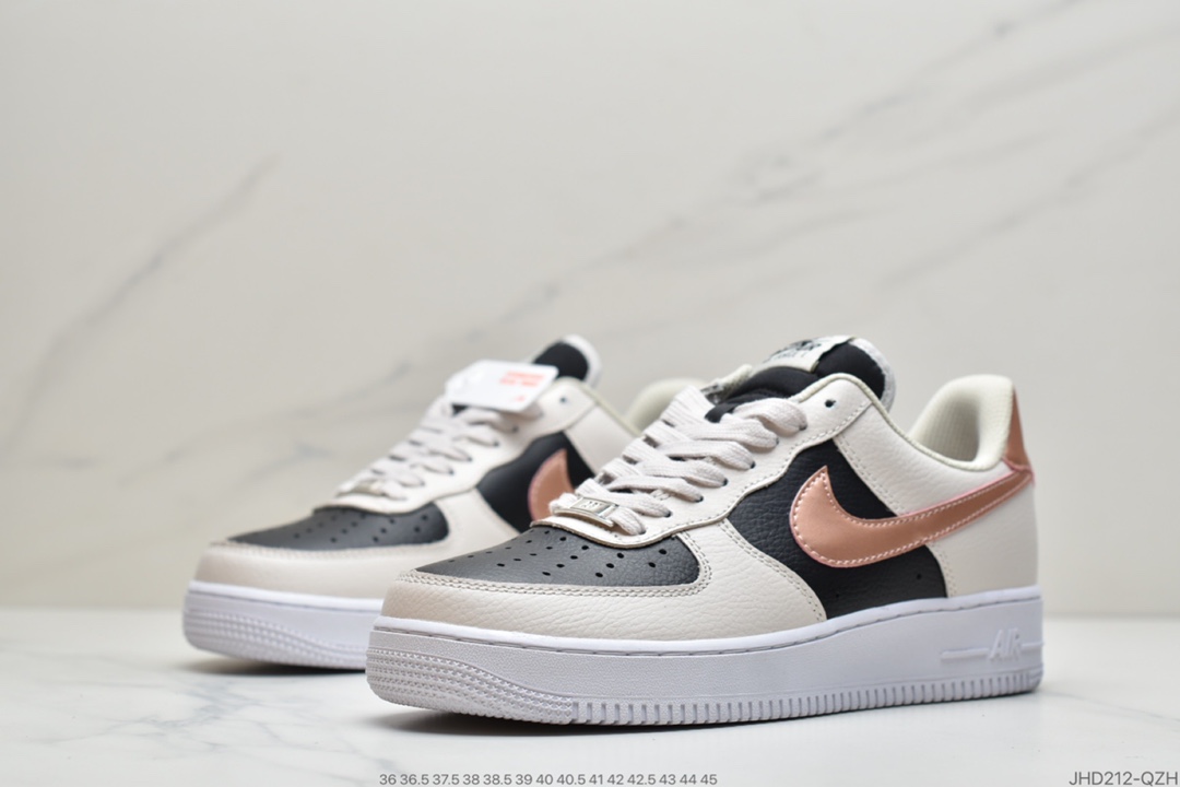 190 公司级耐克Nk Air Force 1 High 奶茶配色 米黑 空军一号低帮百搭休闲运动板鞋 原装头层 精湛工艺 内置气垫缓震 大底拉帮/鞋垫背胶等细节完美 柔软、弹性十足的缓震性能和出色的中底设计，横跨复古与现代的外型结合，造就出风靡全球三十多年的Force 1，直到今天还深受青睐 货号：DB5080-200  尺码：36 36.5 37.5 38 38.5 39 40 40.5 41 42 42.5 43 44 45 ID:JHD212-QZH