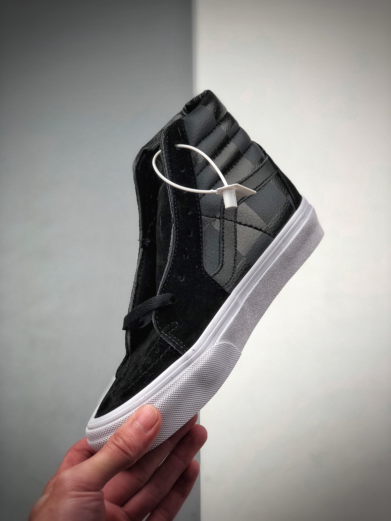 160  范斯Vans Reflective Sk8-hi PRO”棋盘格反光高帮帆布休闲运动硫化“黑白棋盘反光”VN0A45JDT0E
