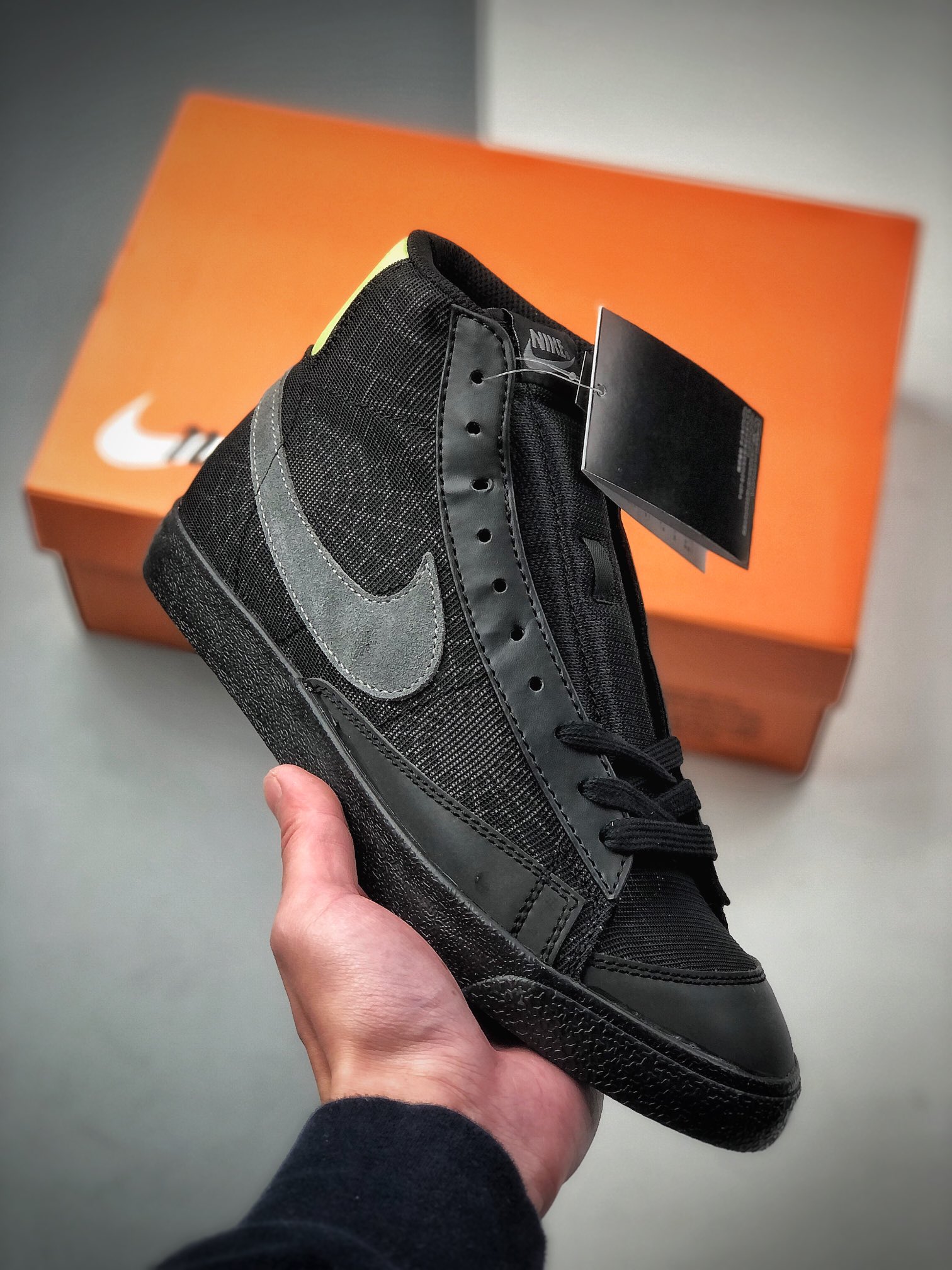 190  NK Blazer Mid '1977 万圣节主题  dc1929-001