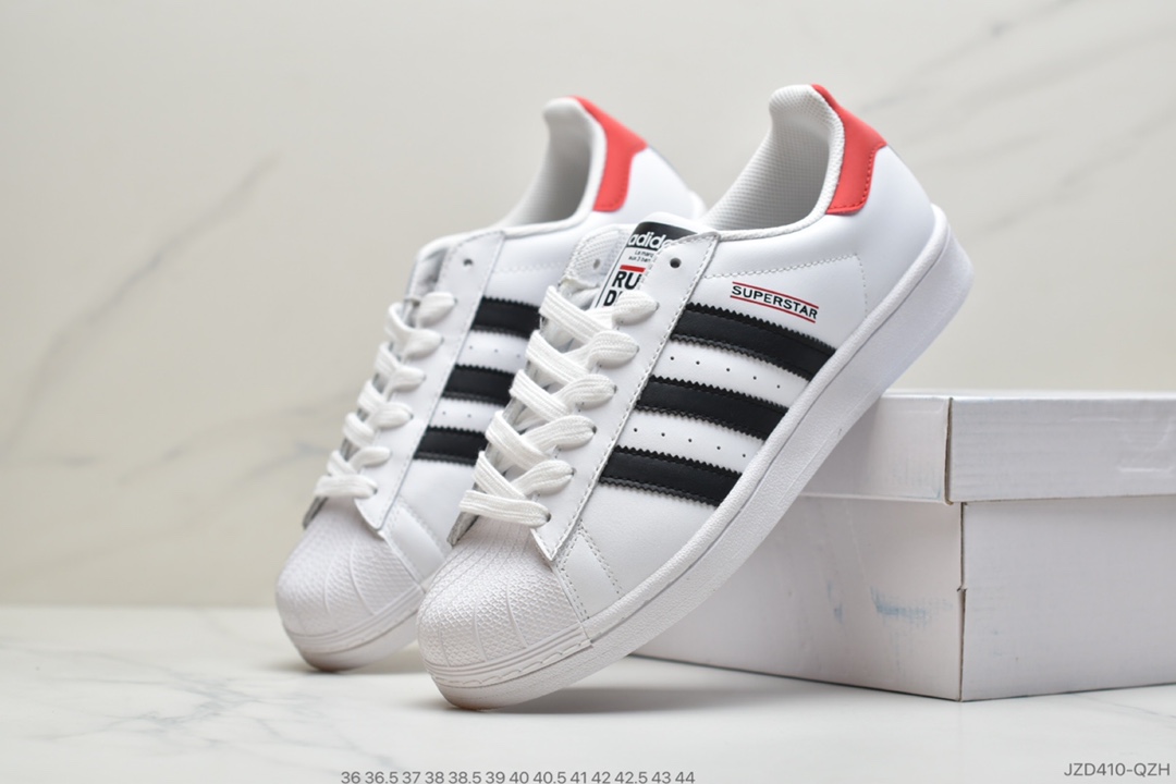 140 adidas三叶草 Originals Superstar 白蓝 贝壳头经典百搭休闲运动板鞋FX2724