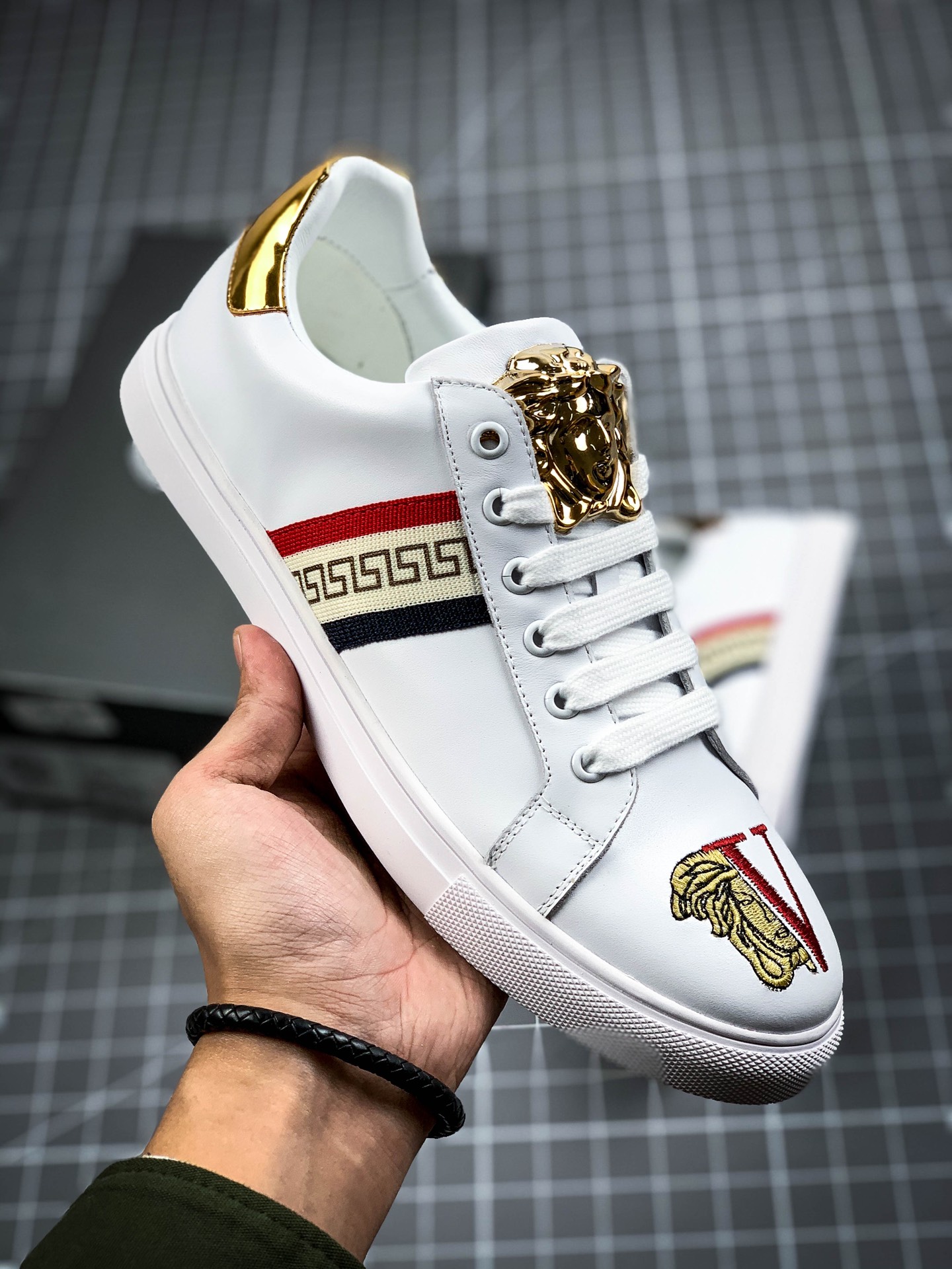 220 Versace 范思哲，2019早春最新品小白鞋 专柜同步有售
