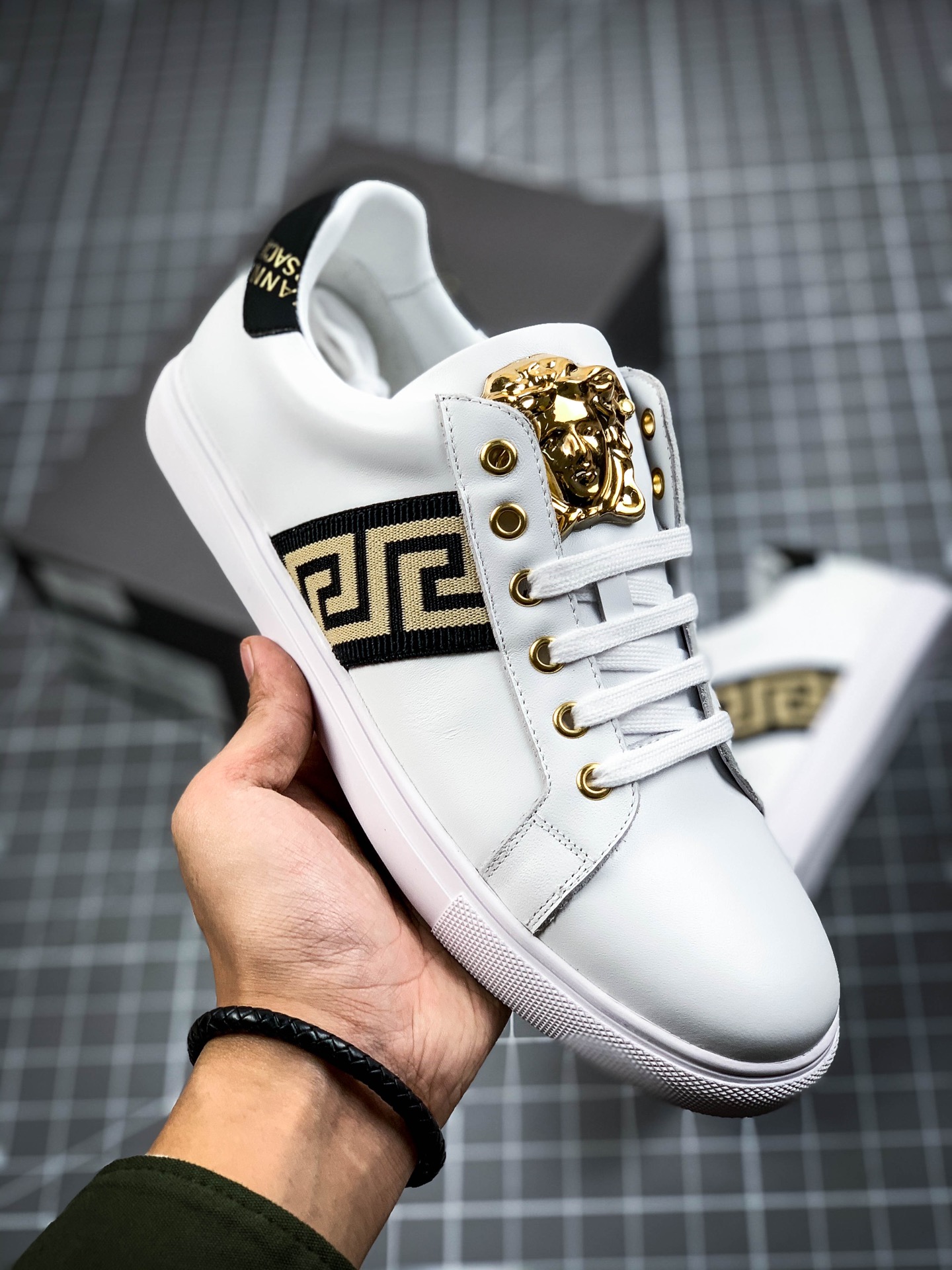 220 Versace 范思哲，2019早春最新品小白鞋 专柜同步有售