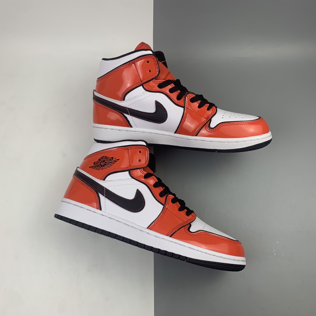240 Air Jordan 1 Mid AJ1 乔1 中帮百搭休闲运动板鞋 DD6834-802