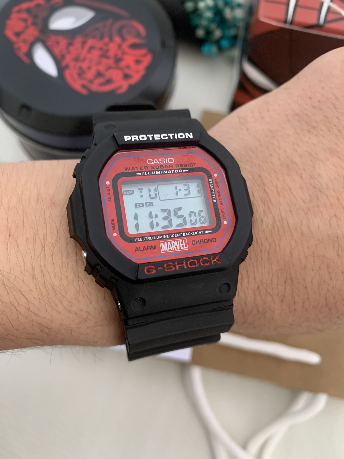 Casio generación envío gratis 5600 cuadrado pequeño número 14 Marvel Spider-Man, imágenes reales