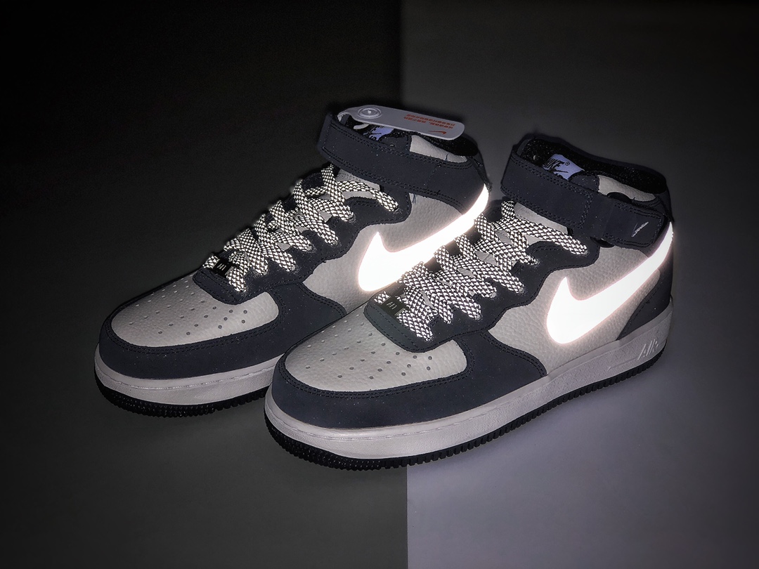 260  NIKE FORCE空军一号运动休闲板鞋 AQ2263-115