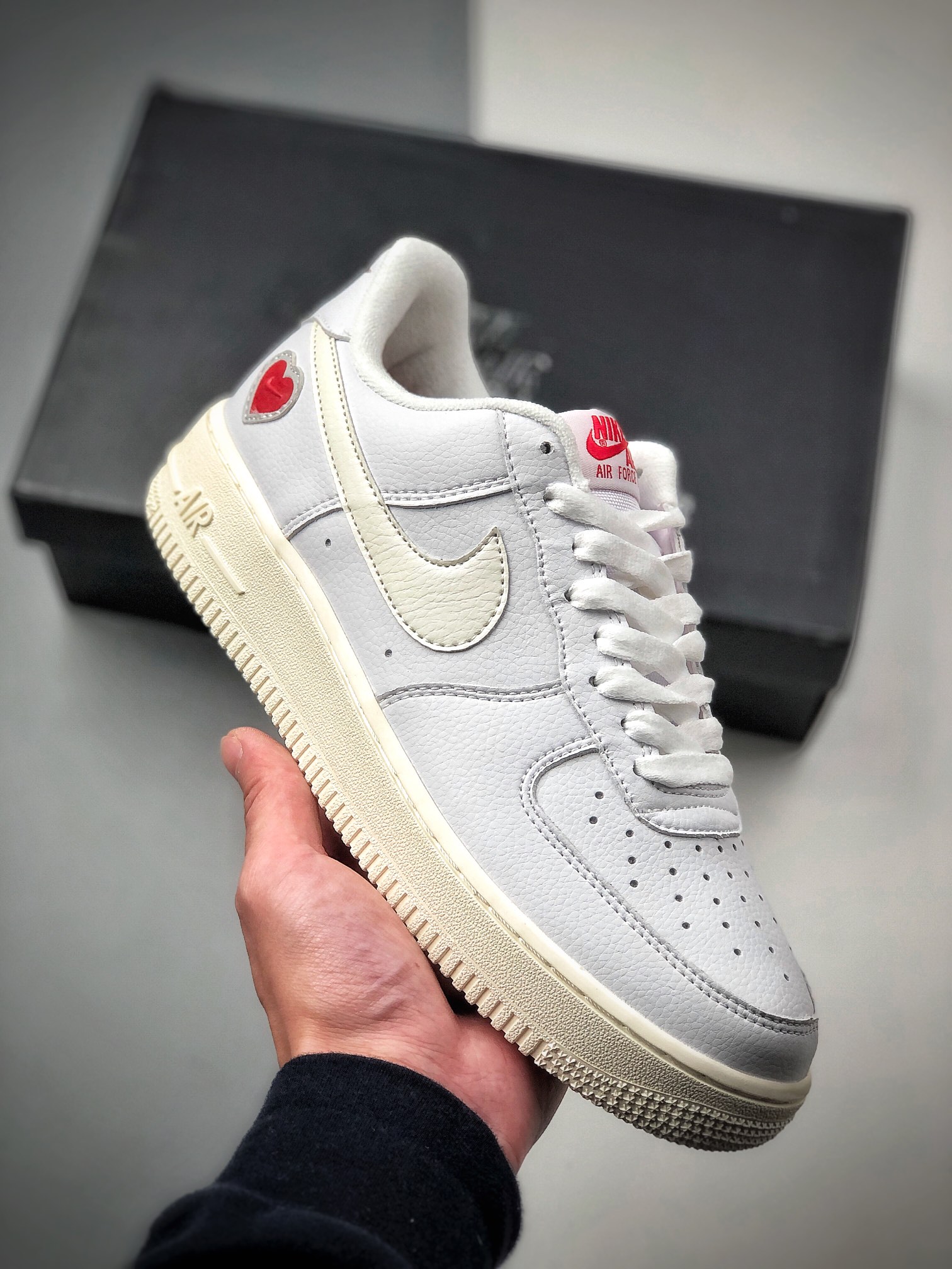 180 NIKE FORCE空军一号运动休闲板鞋 DD7117-100