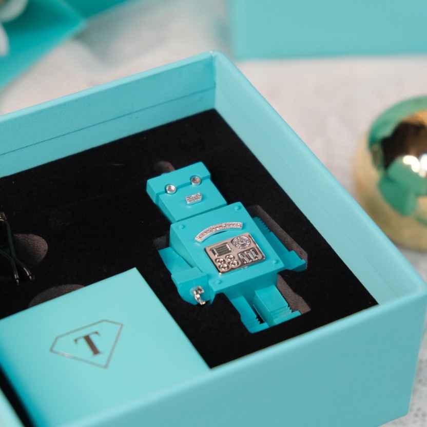 Tiffany Robot Car Fragrance Diffuser - Comprehensive 4