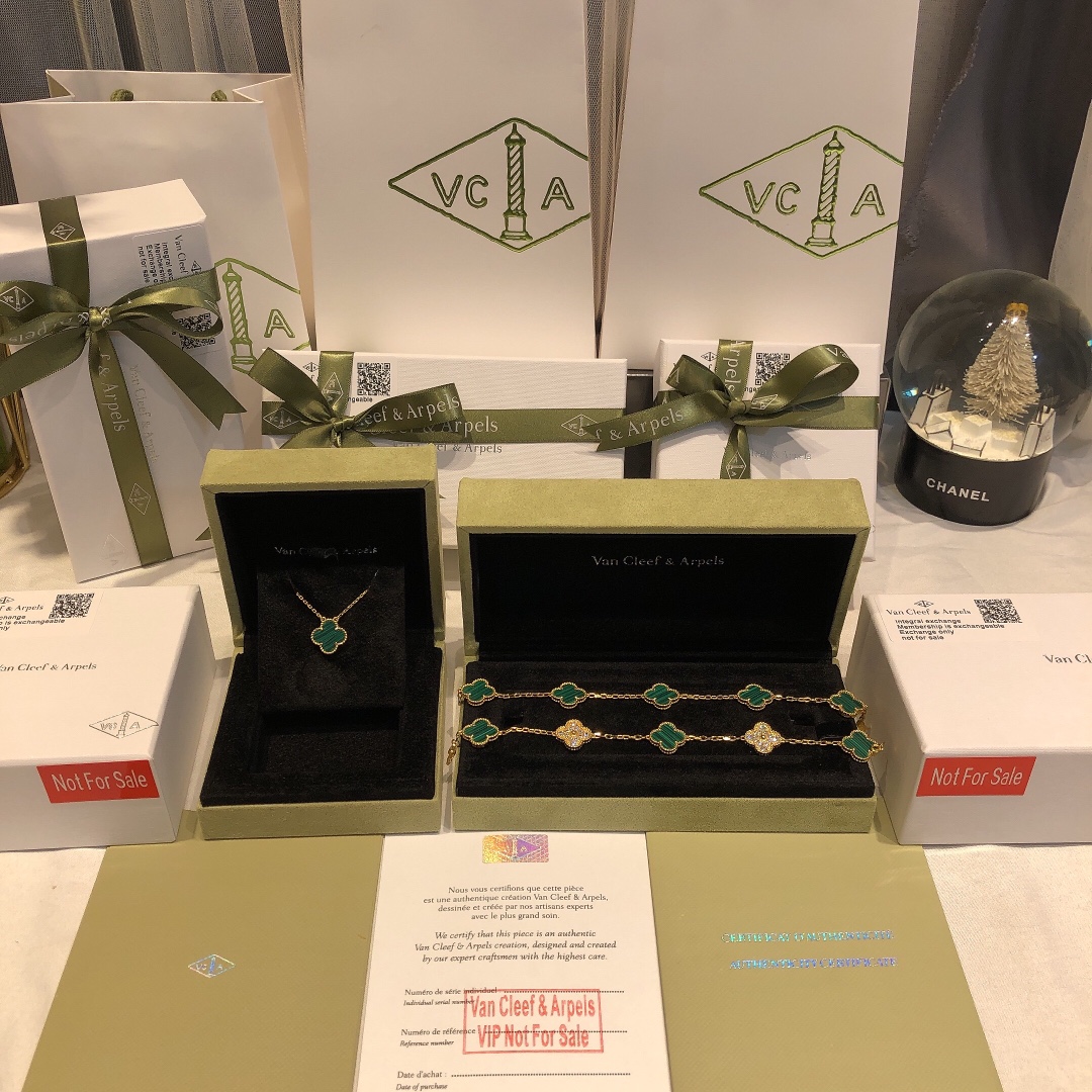 Van Cleef & Arpels VCA梵克雅宝手链/项链套装