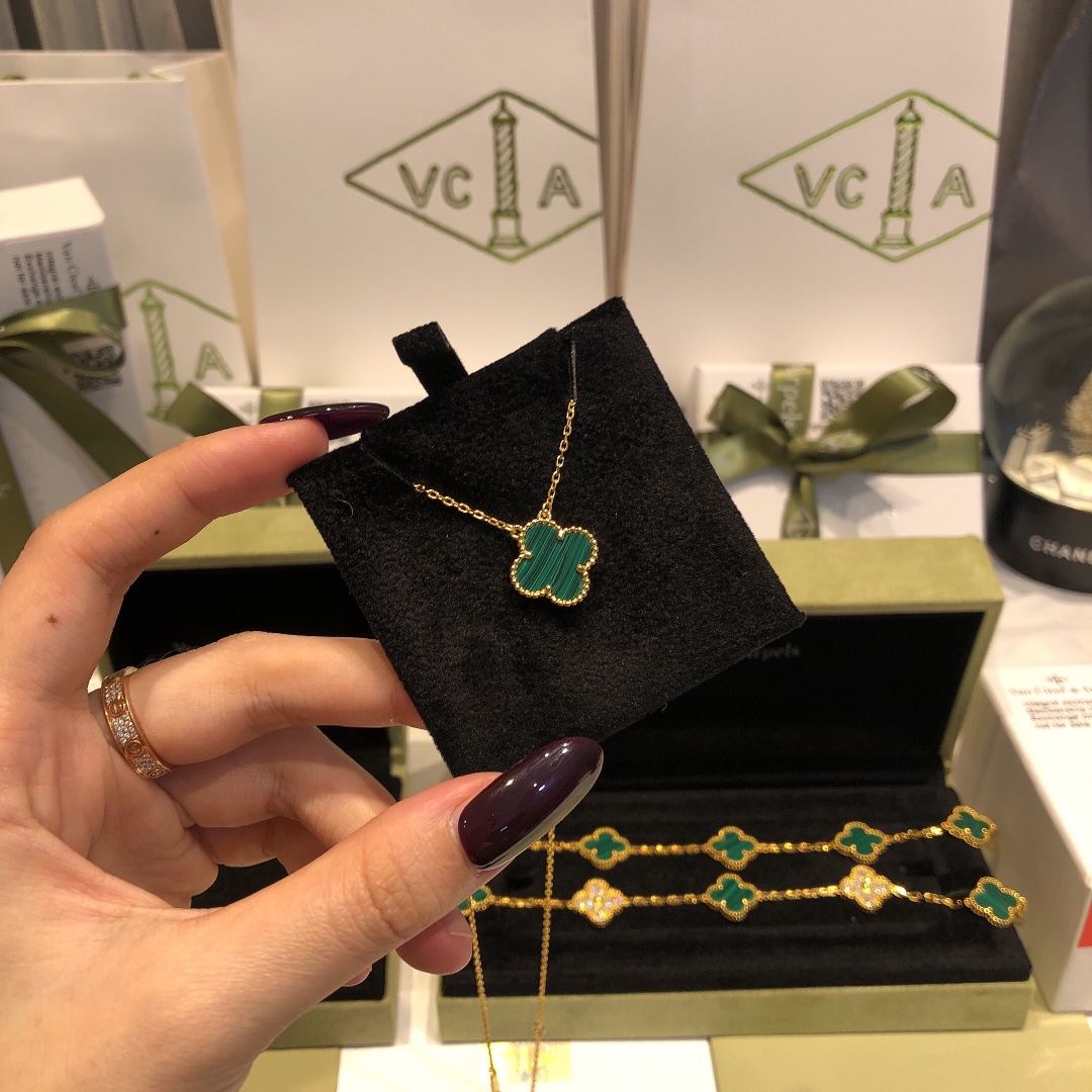 Van Cleef & Arpels VCA梵克雅宝手链/项链套装