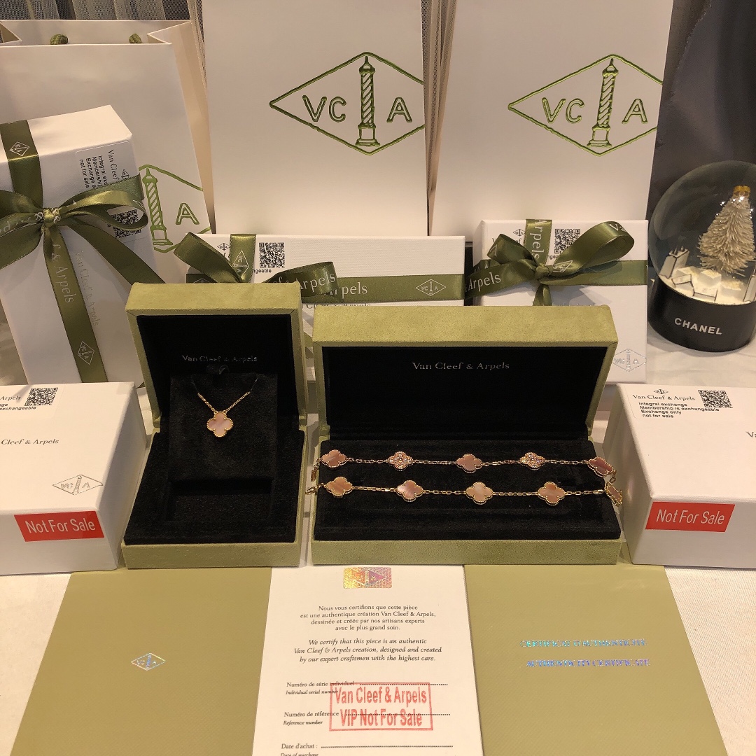 Van Cleef & Arpels VCA梵克雅宝手链/项链套装