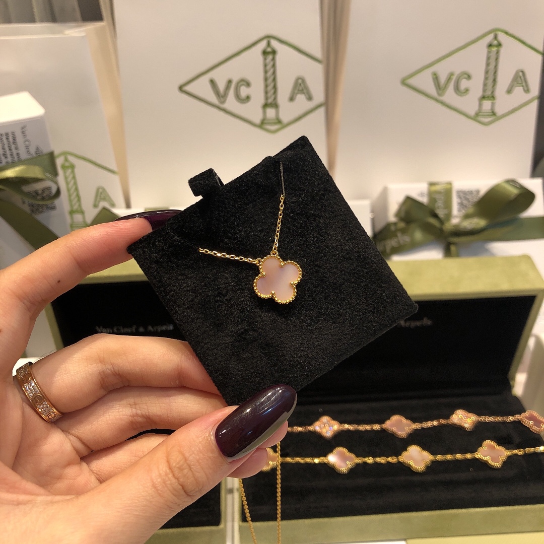 Van Cleef & Arpels VCA梵克雅宝手链/项链套装