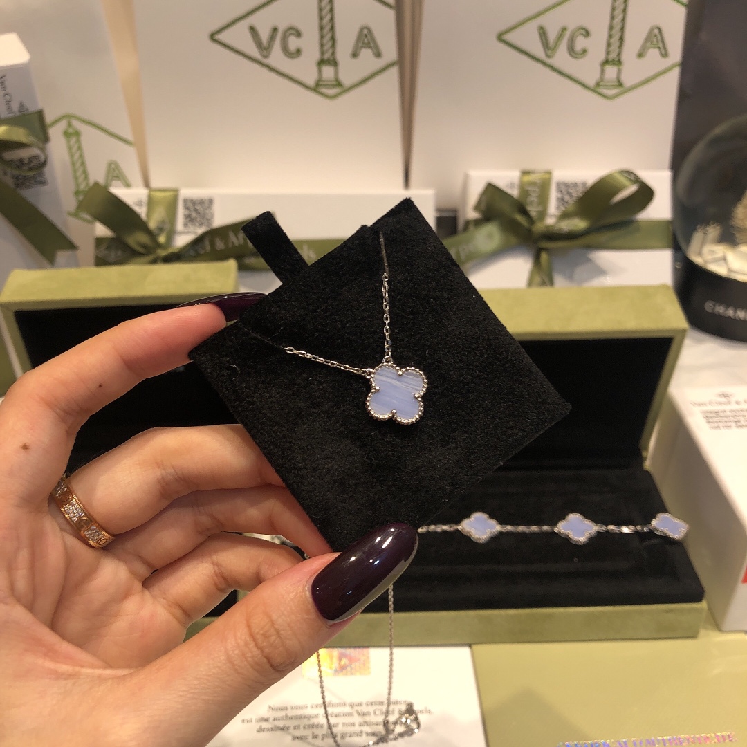 Van Cleef & Arpels VCA梵克雅宝手链/项链套装