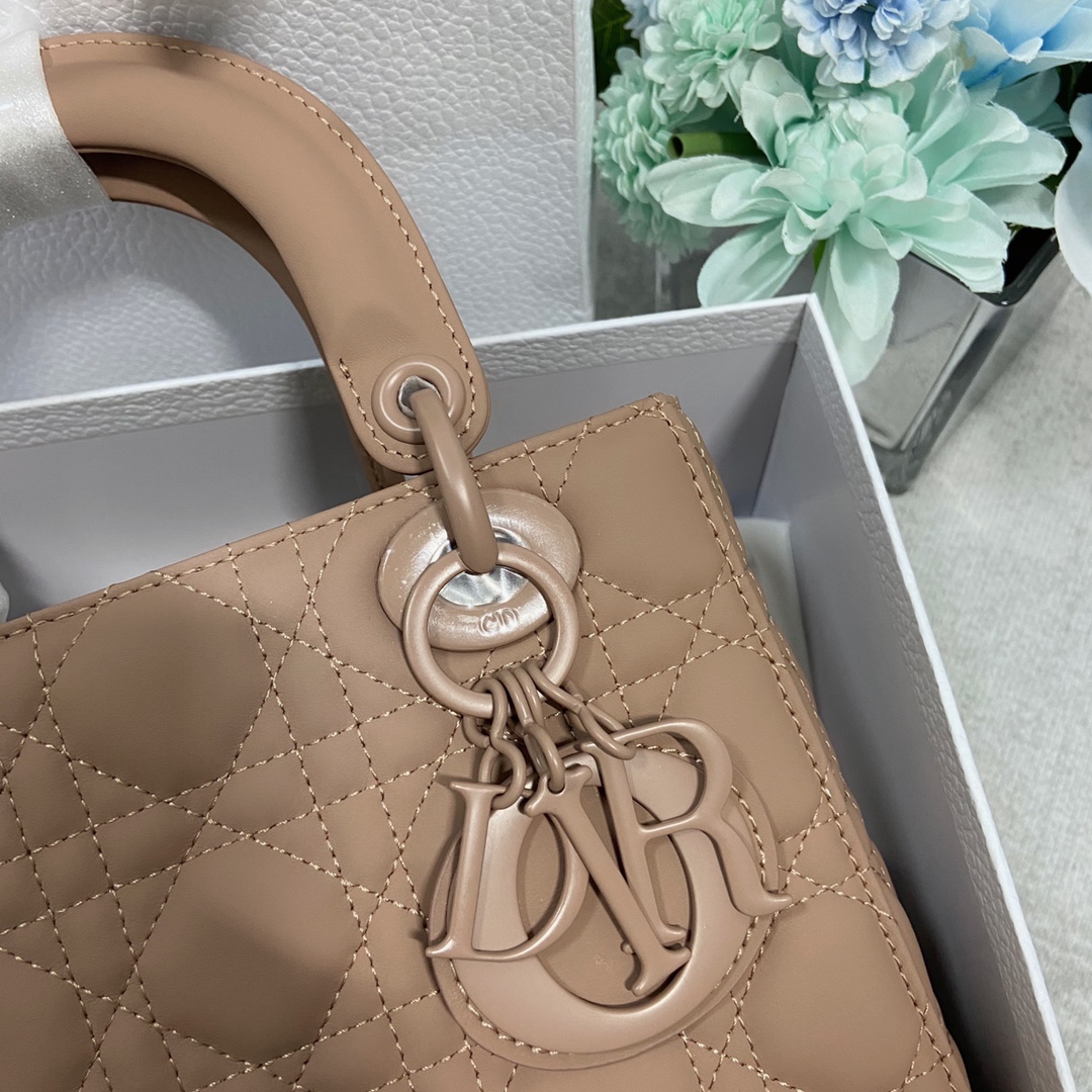 [Dior Women