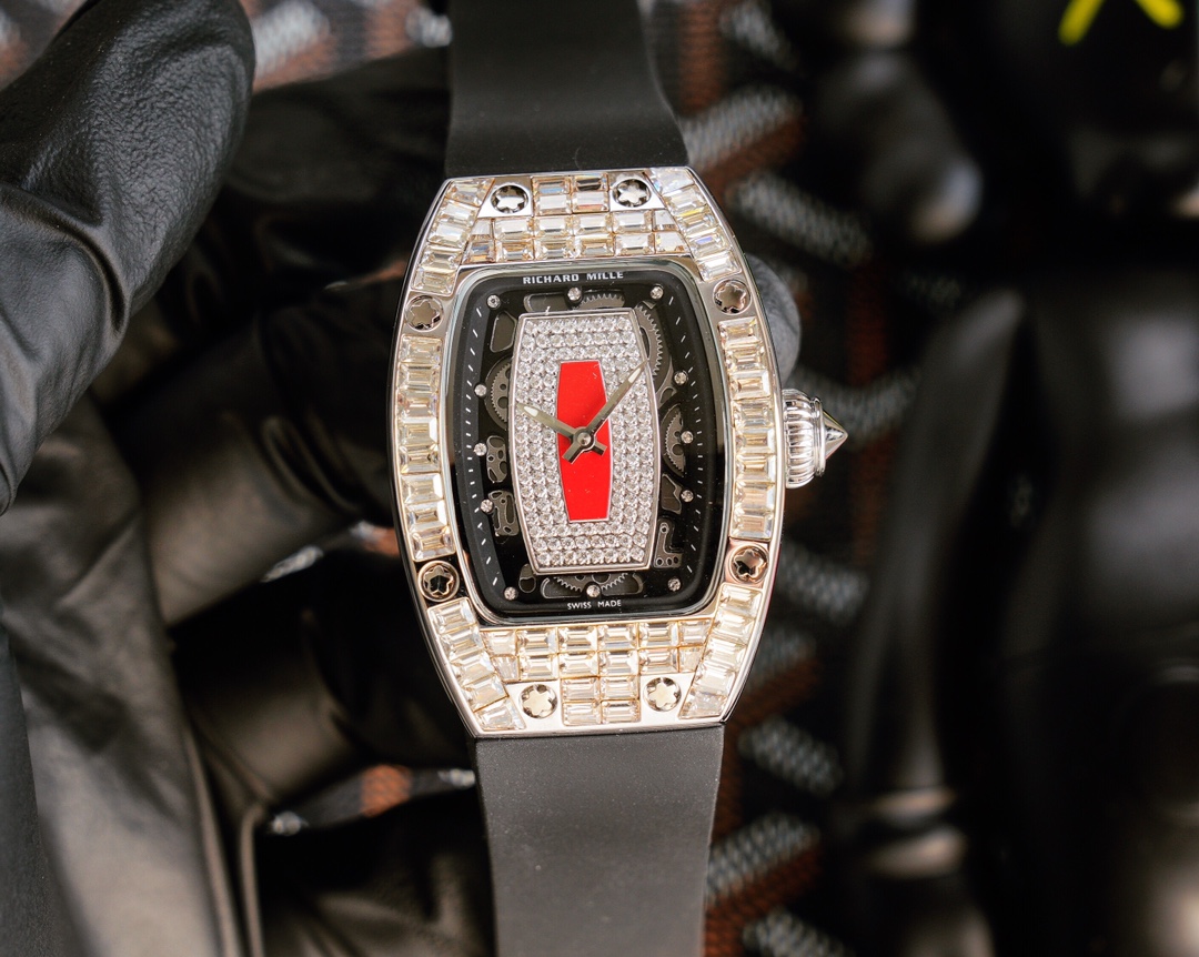 “Richard Mille RM007-1: Dreamy Diamond Koron Wristwatch for Bold Women” - 图片 9