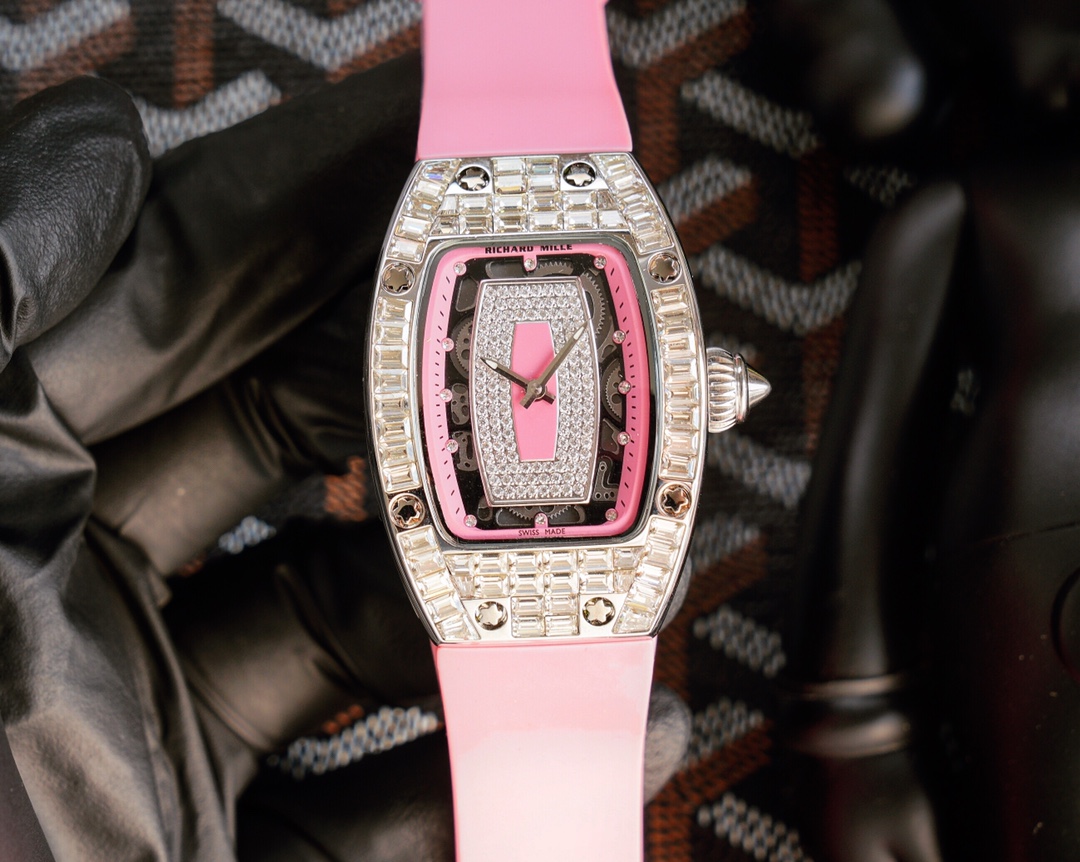 “Richard Mille RM007-1: Dreamy Diamond Koron Wristwatch for Bold Women”