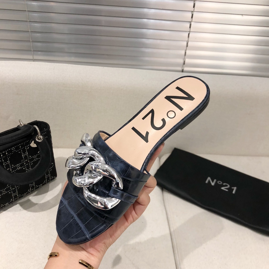 N212021春小众的一个意大利品牌
